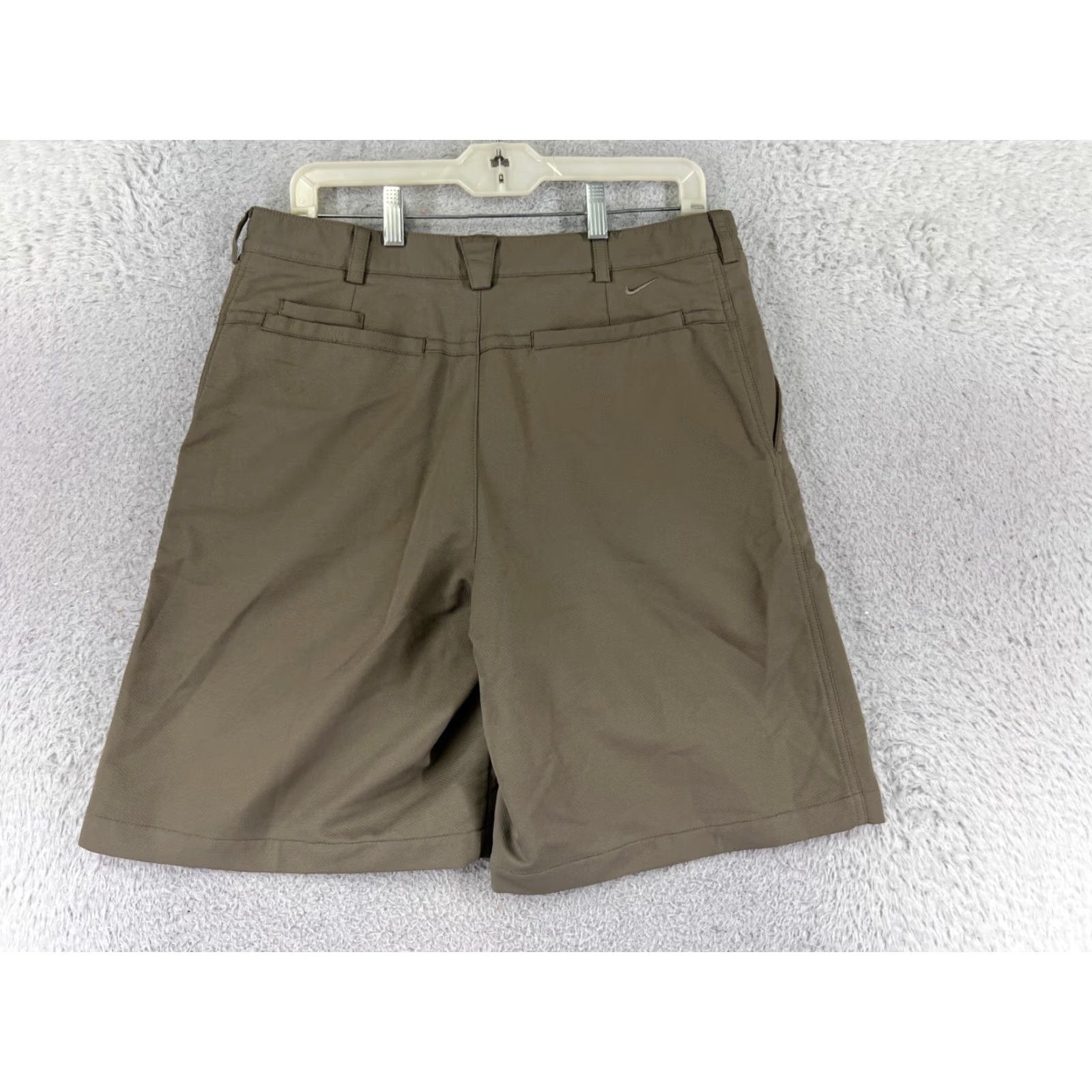 Nike Nike Shorts Adult 32 Beige Golf Pockets 32x10 Swoosh Polyester Vintage Regular Unisex Mens Womens 90s? Size US 32 / EU 48 - 2 Thumbnail