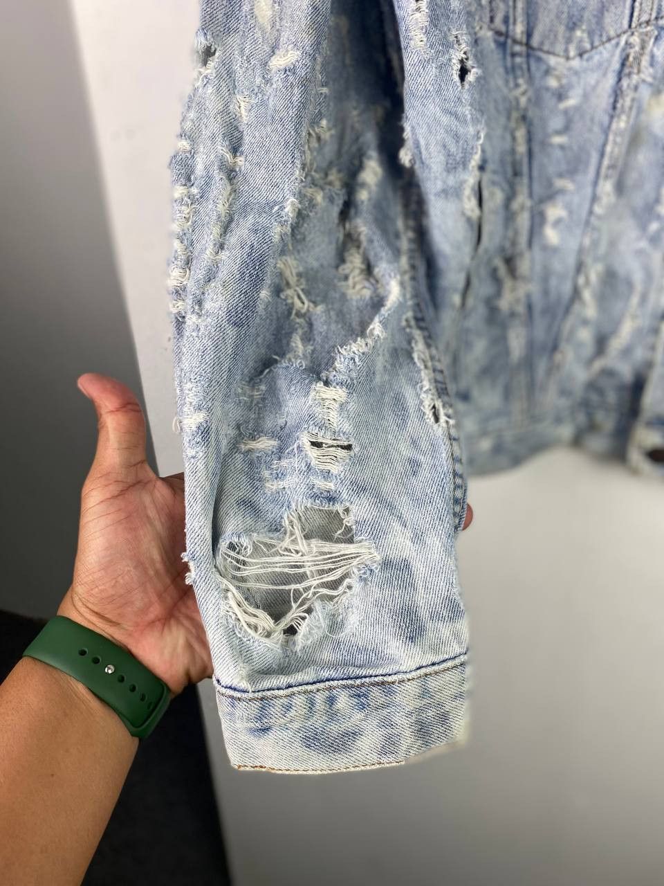 Levi's vintage levis denim jacket distressed very nice design Size US L / EU 52-54 / 3 - 6 Thumbnail