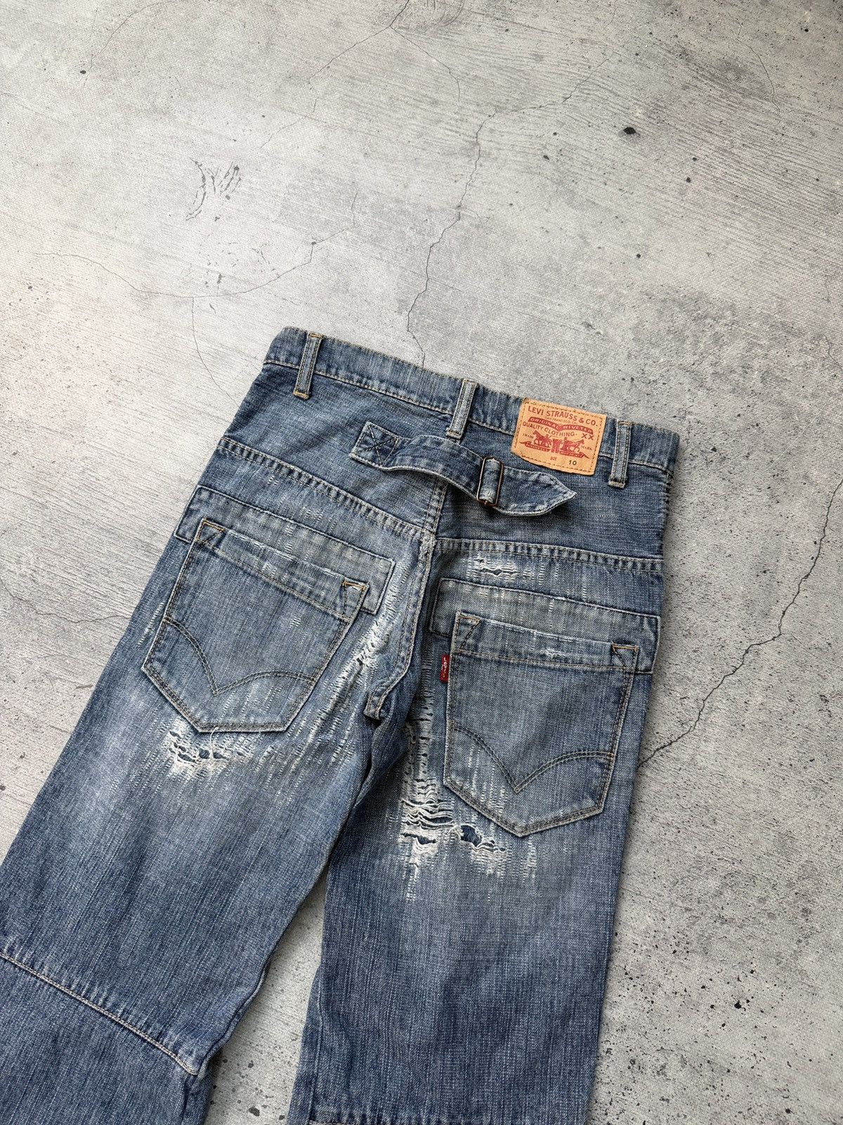 Levi's Y2K Skull Cross Bones Levi’s Engineered Jeans Grunge Size US 26 / EU 42 - 2 Thumbnail