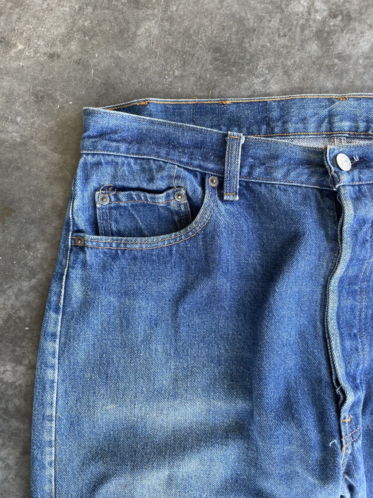Levi's × Vintage VTG 80s Levi's 501xx #515 Size US 36 / EU 52 - 3 Thumbnail