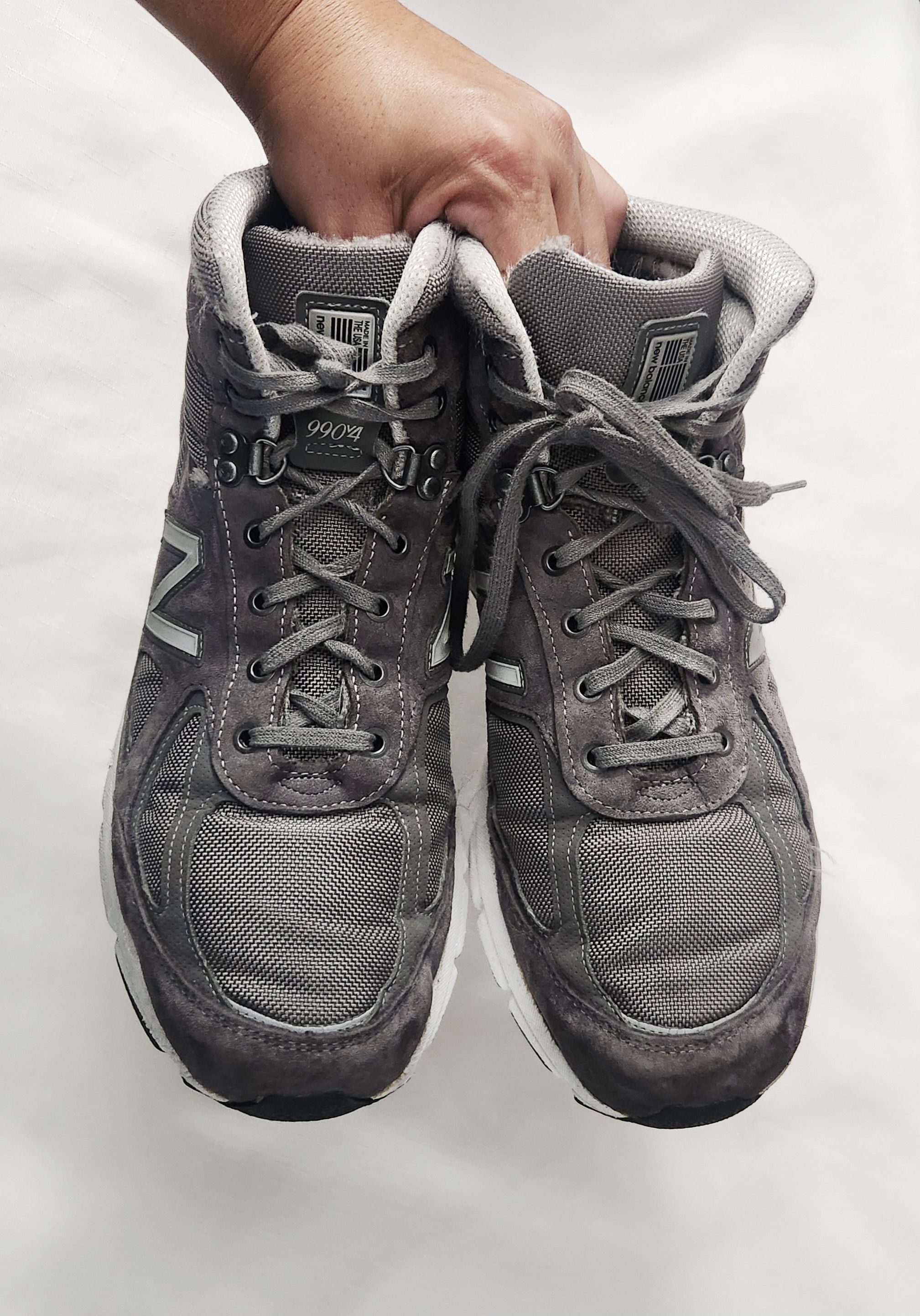 New Balance New Balance 990 v4 Mid Grey Suede Shoe Size 13 2E MO990GR4 Size US 13 / EU 46 - 9 Thumbnail
