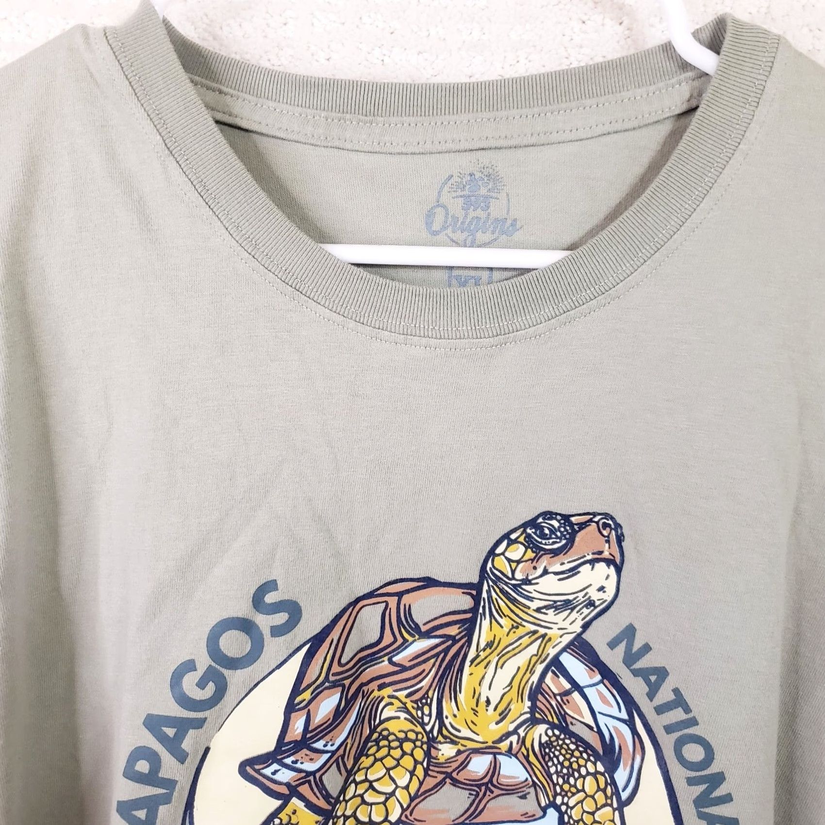 Vintage VINTAGE? Galapagos National Park Ecuador Men's XL Green T-Shirt Turtle Shark Logo Front Size US XL / EU 56 / 4 - 4 Thumbnail