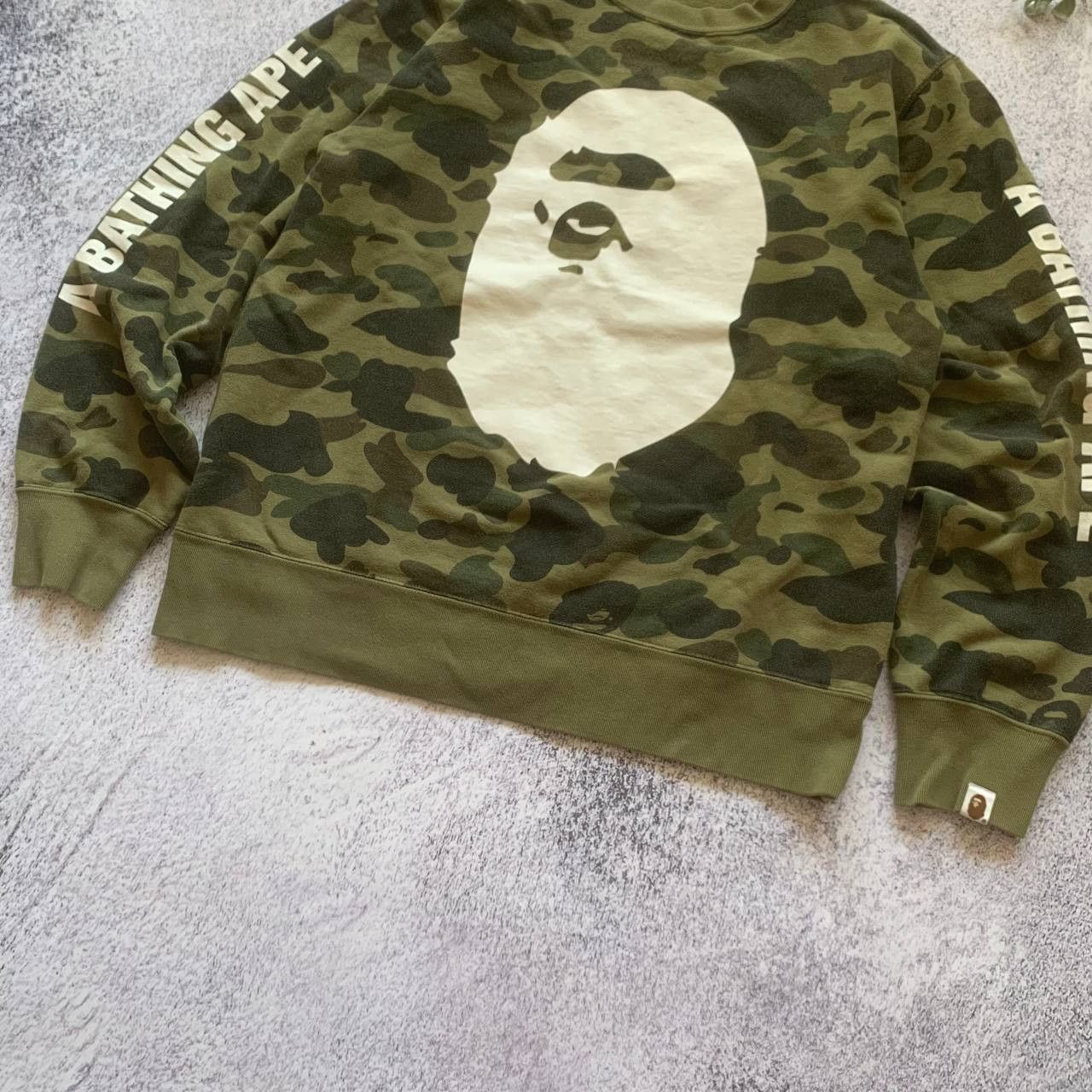 Bape A Bathing Ape Sweatshirt Long Sleeve Size US L / EU 52-54 / 3 - 8 Thumbnail