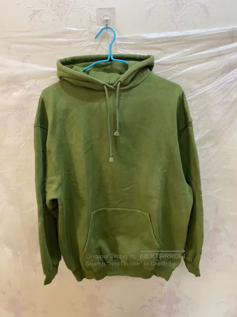 Balenciaga Balenciaga Fashion Loose Casual Hoodie Back Logo Hoodie Sw Size US S / EU 44-46 / 1 - 1 Thumbnail