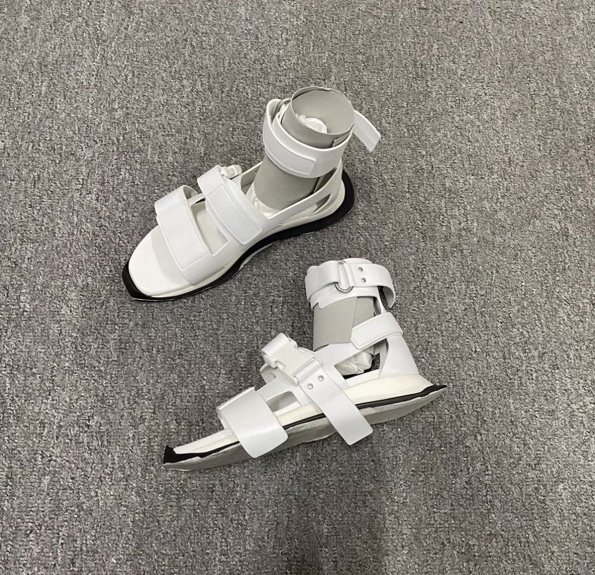 Rick Owens Rick Owens White Sandals J41 Size US 8.5 / EU 41-42 - 3 Thumbnail