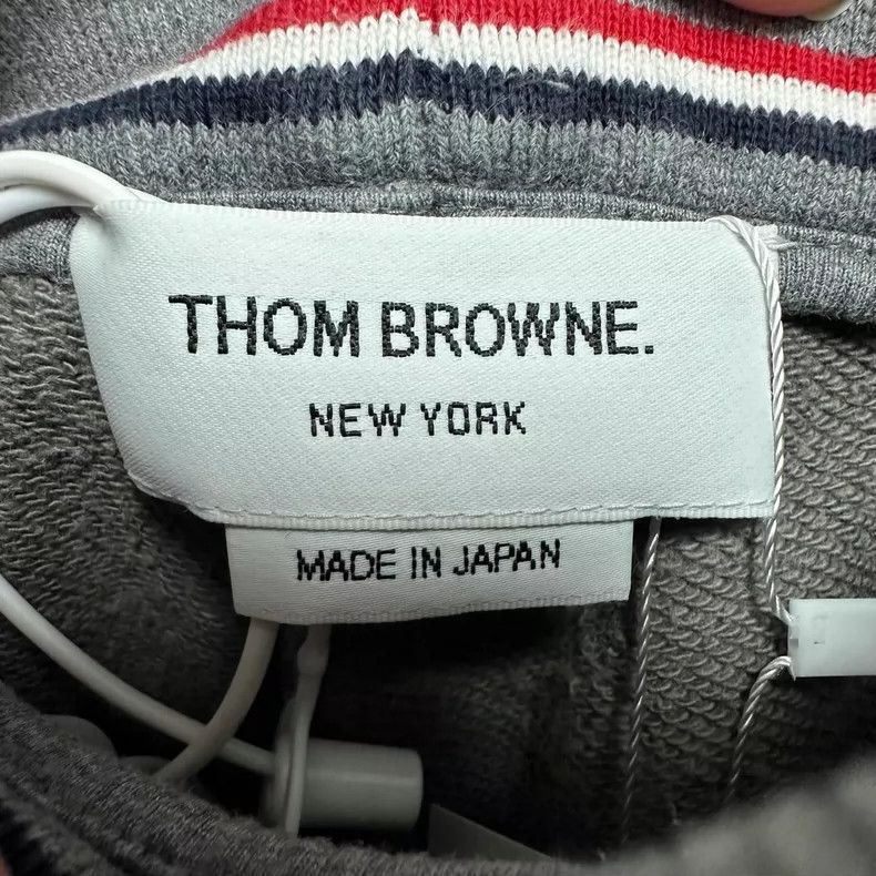 Thom Browne Thom Browne size2 Classic grey four-barrel trousers Size US 27 - 3 Thumbnail