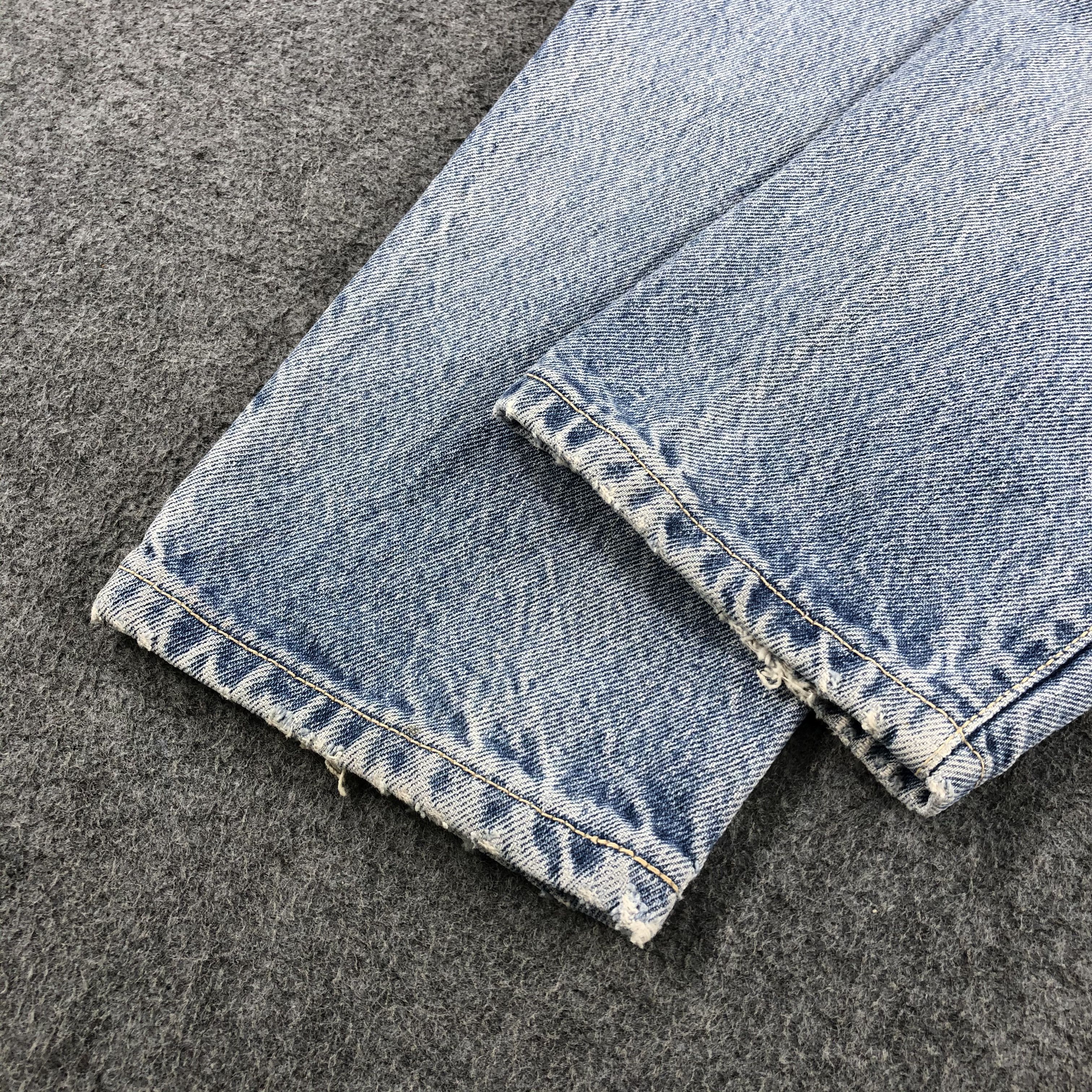 Levi's Vintage Light Wash Levis Jeans-J2214 Size US 26 / EU 42 - 6 Thumbnail