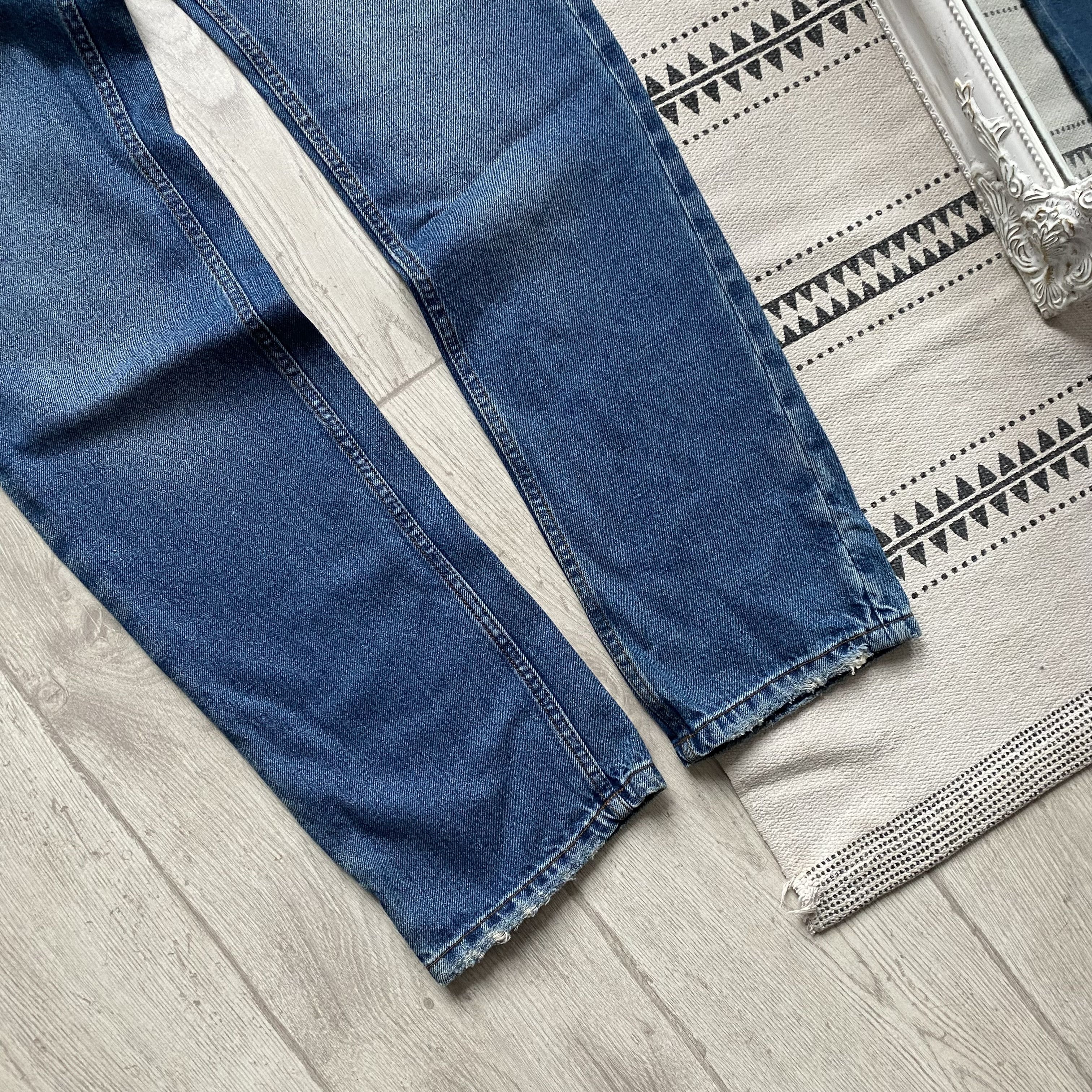 Lee Distressed Denim Faded Blue Pants Vintage lee Style Jeans Size US 33 - 3 Thumbnail