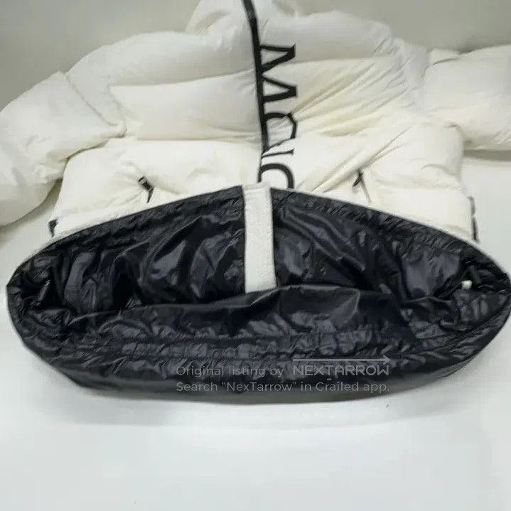 Moncler Moncler Logo Print Puffer Hooded Down Jacket. Size US S / EU 44-46 / 1 - 4 Thumbnail