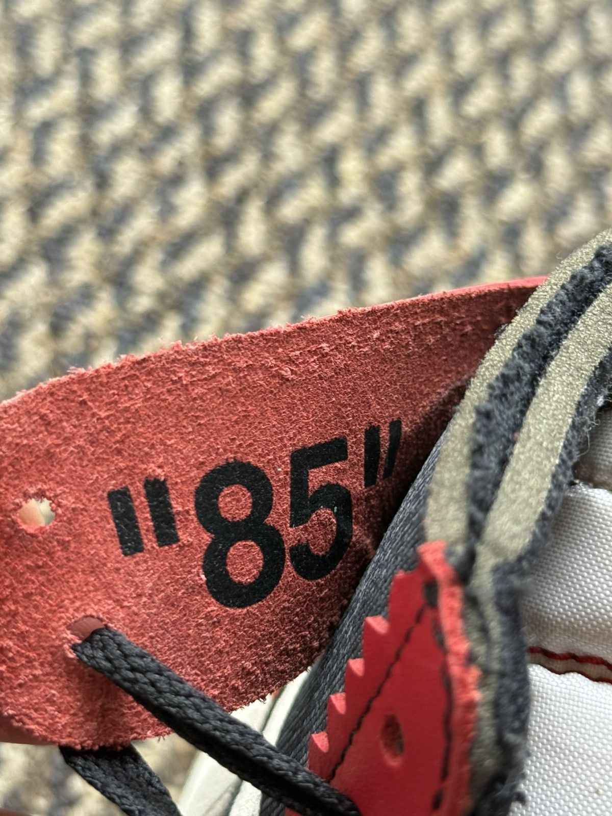 Jordan Brand × Off-White × Virgil Abloh Jordan 1 Retro OG High Off-White Chicago Size US 11 / EU 44 - 7 Thumbnail