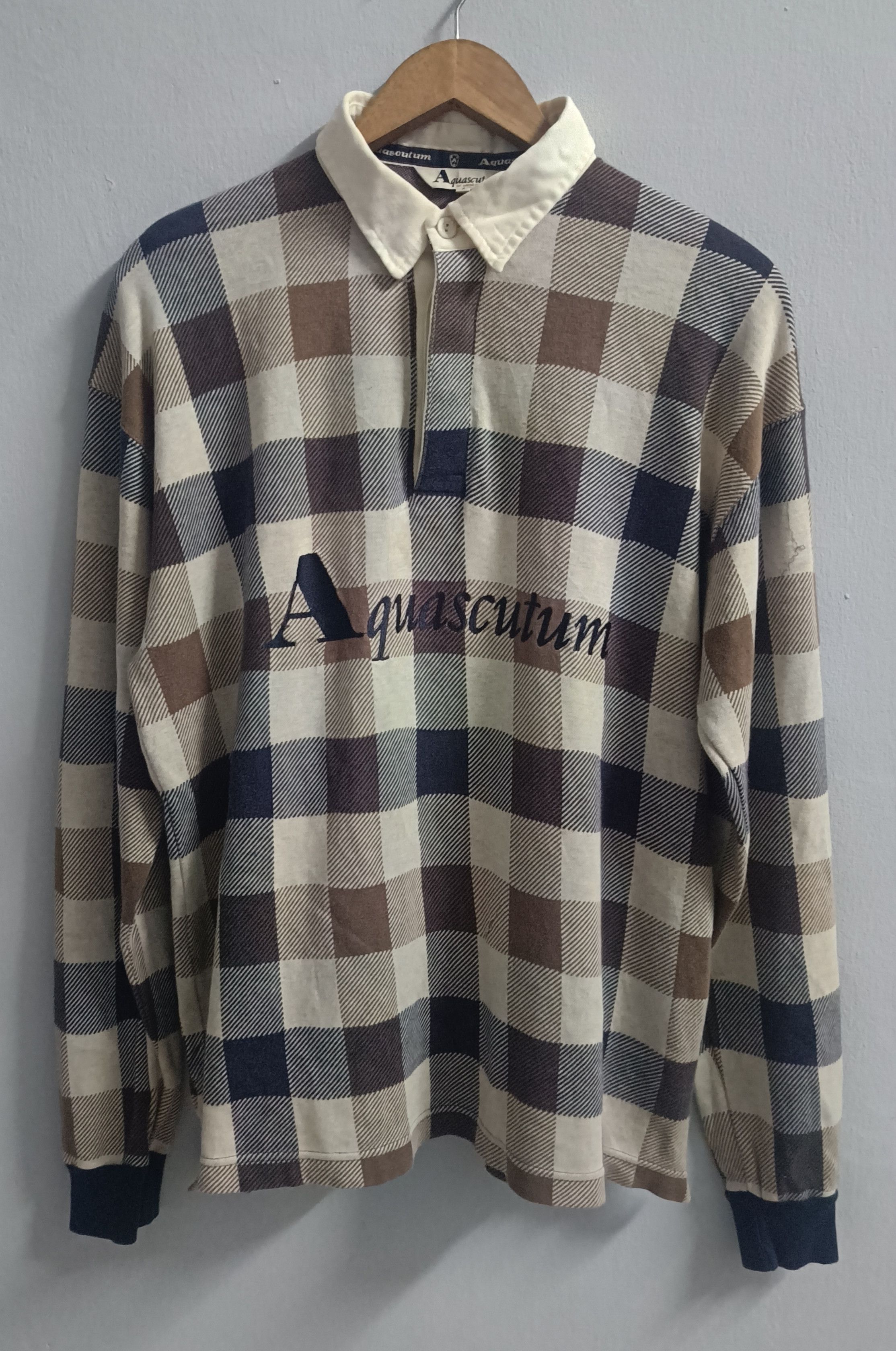 Aquascutum 🔥🔥Rare Distressed Vintage Aquascuntum Rugby Long Sleeve Size US L / EU 52-54 / 3 - 1 Thumbnail