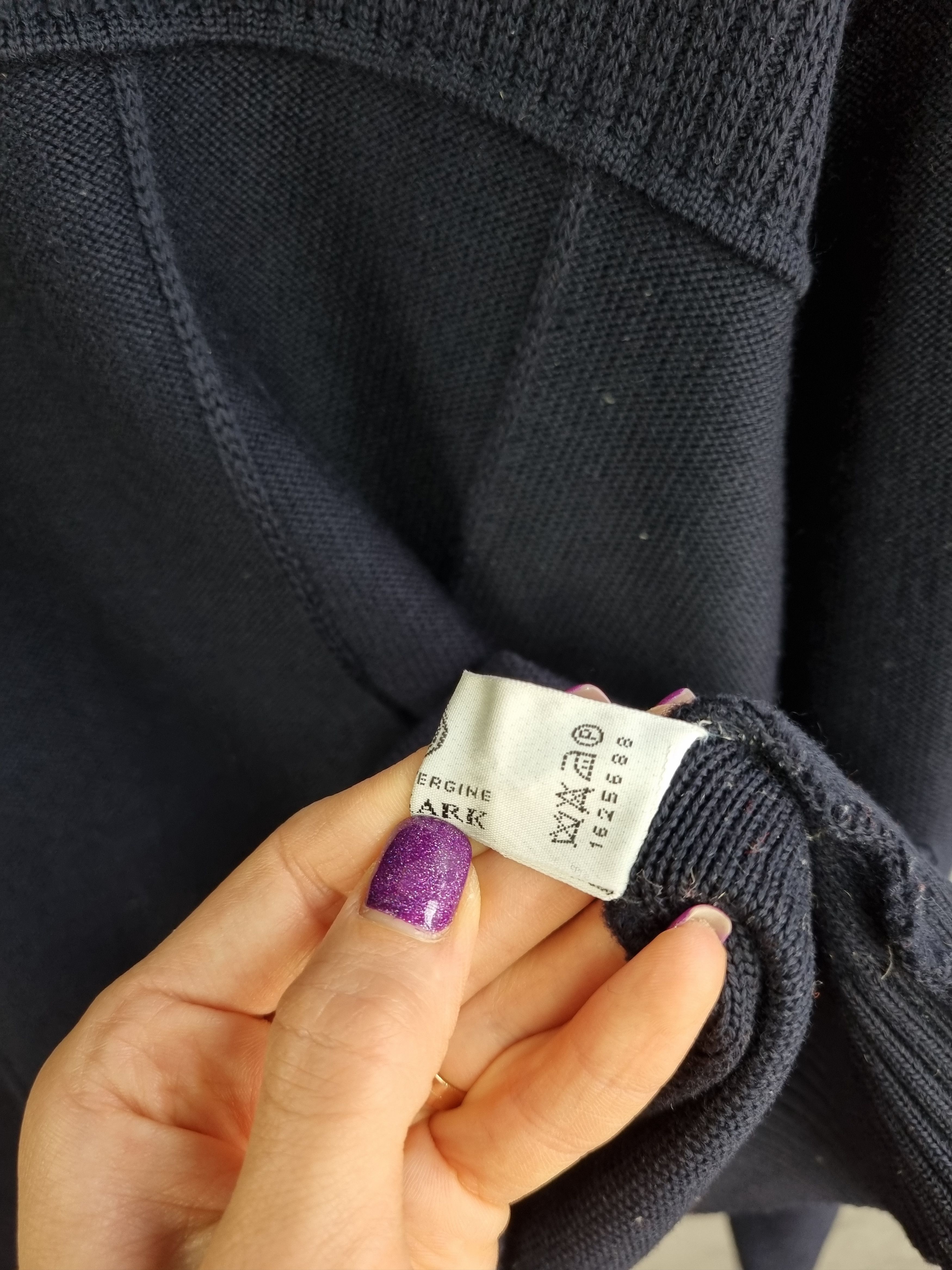 Fendi × Vintage Vtg Fendi Uomo Italian Wool Distressed Sweater V Neck Size US L / EU 52-54 / 3 - 9 Thumbnail