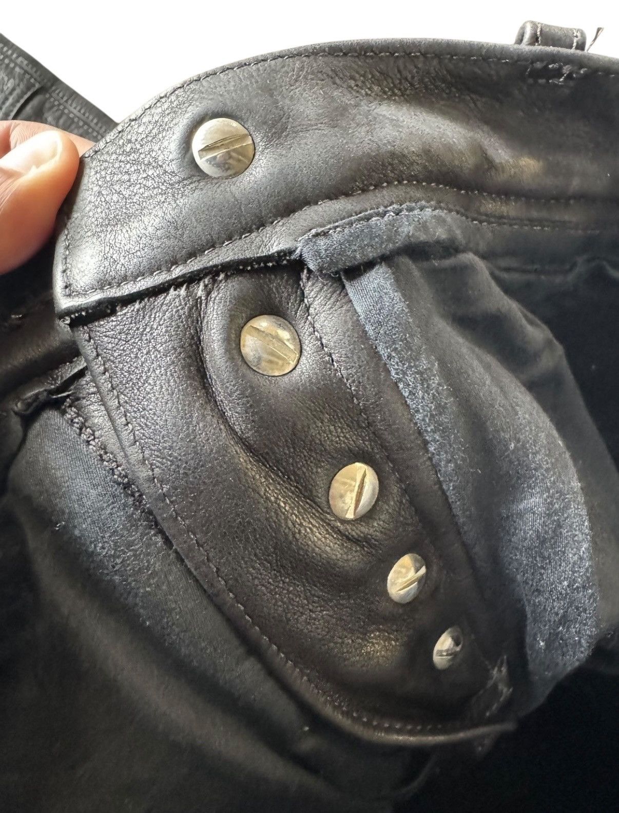 Chrome Hearts 1/1 Matty Boy Chrome Hearts Painted Leather Fleur-Knee Pants Size US 29 - 16 Thumbnail