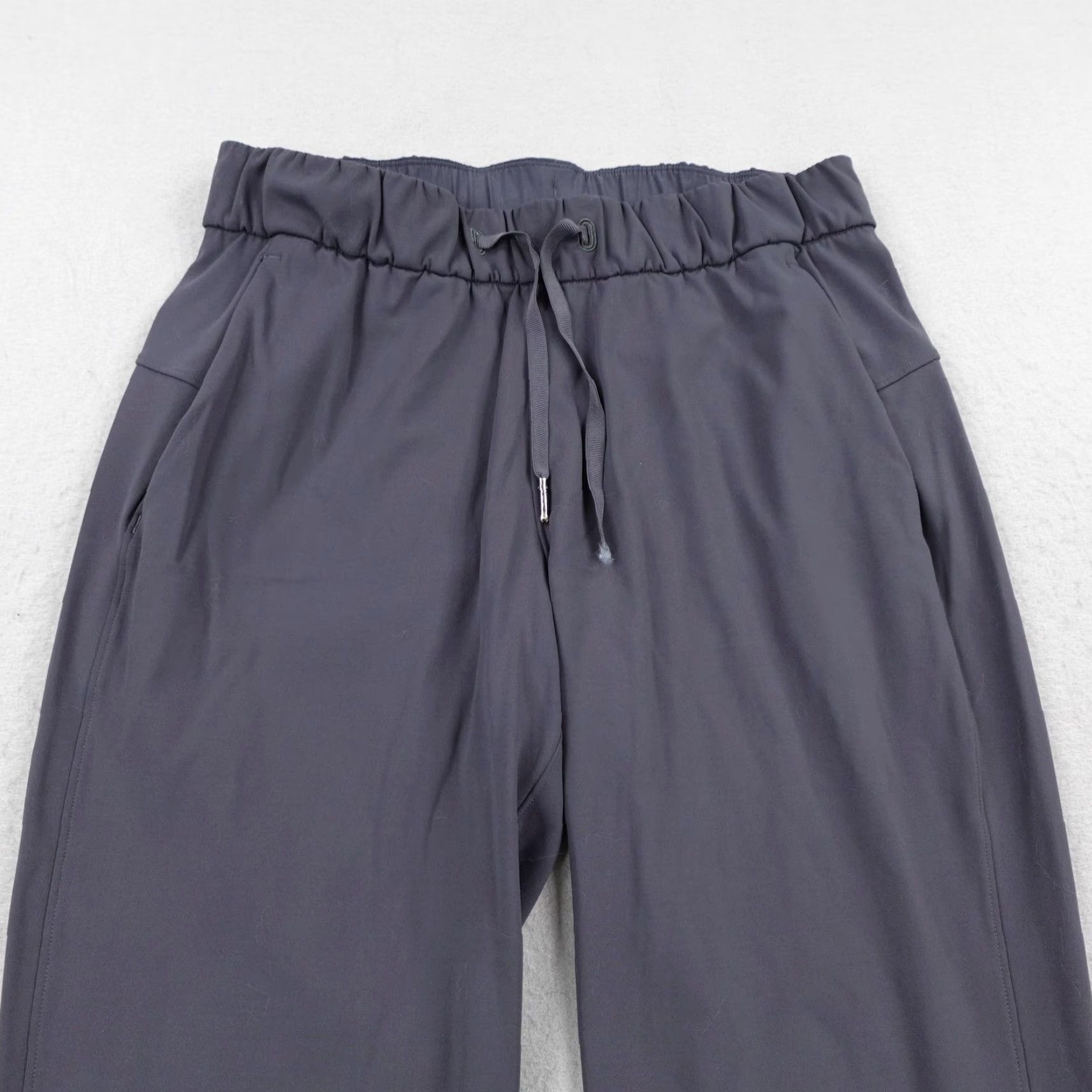 Lululemon Lululemon Pants Womens 6 Gray Dark Shadow On The Fly Pant 28" Joggers Athletic Size 28" / US 6 / IT 42 - 2 Thumbnail