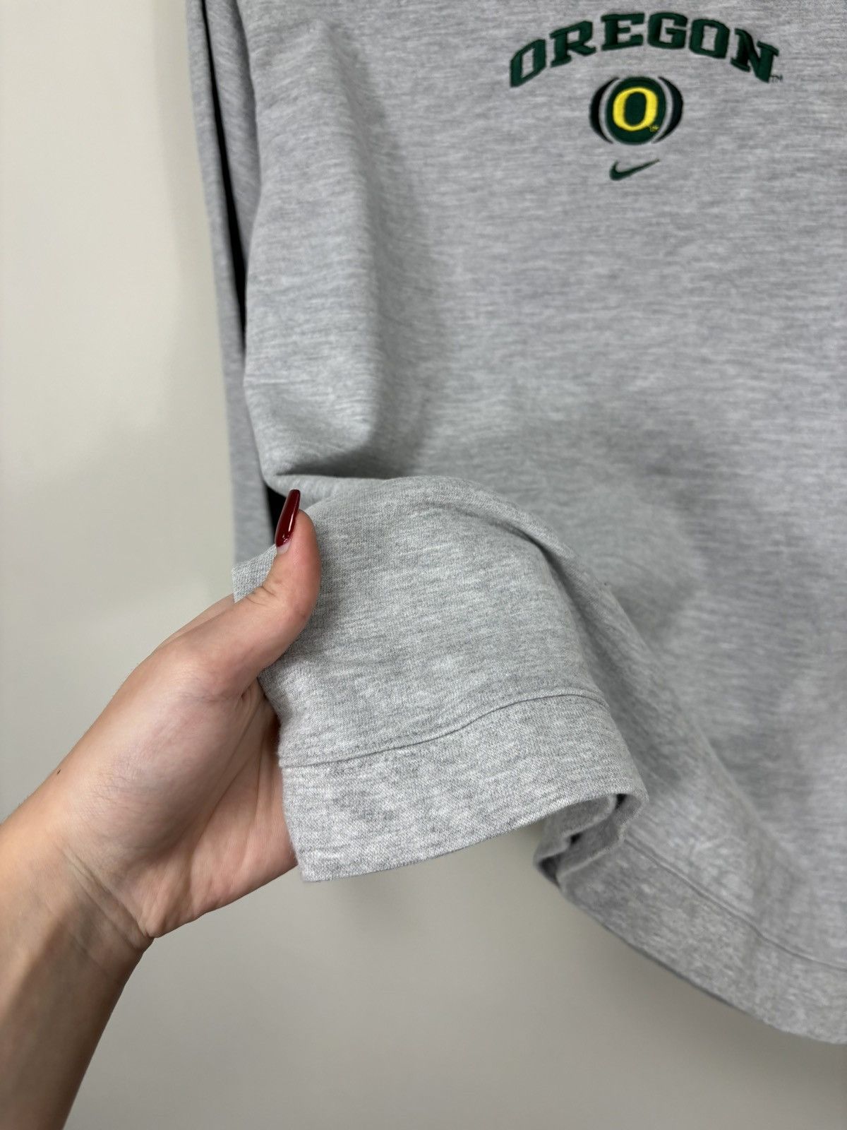 Nike × Vintage Vintage Nike Oregon 90s Big Embroidered Logo Hype Sweatshirt Size US M / EU 48-50 / 2 - 7 Thumbnail