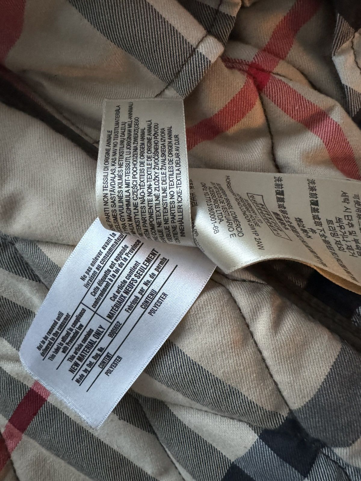 Burberry Burberry Brit Bomber quilted jacket sz xxl Size US XXL / EU 58 / 5 - 21 Thumbnail