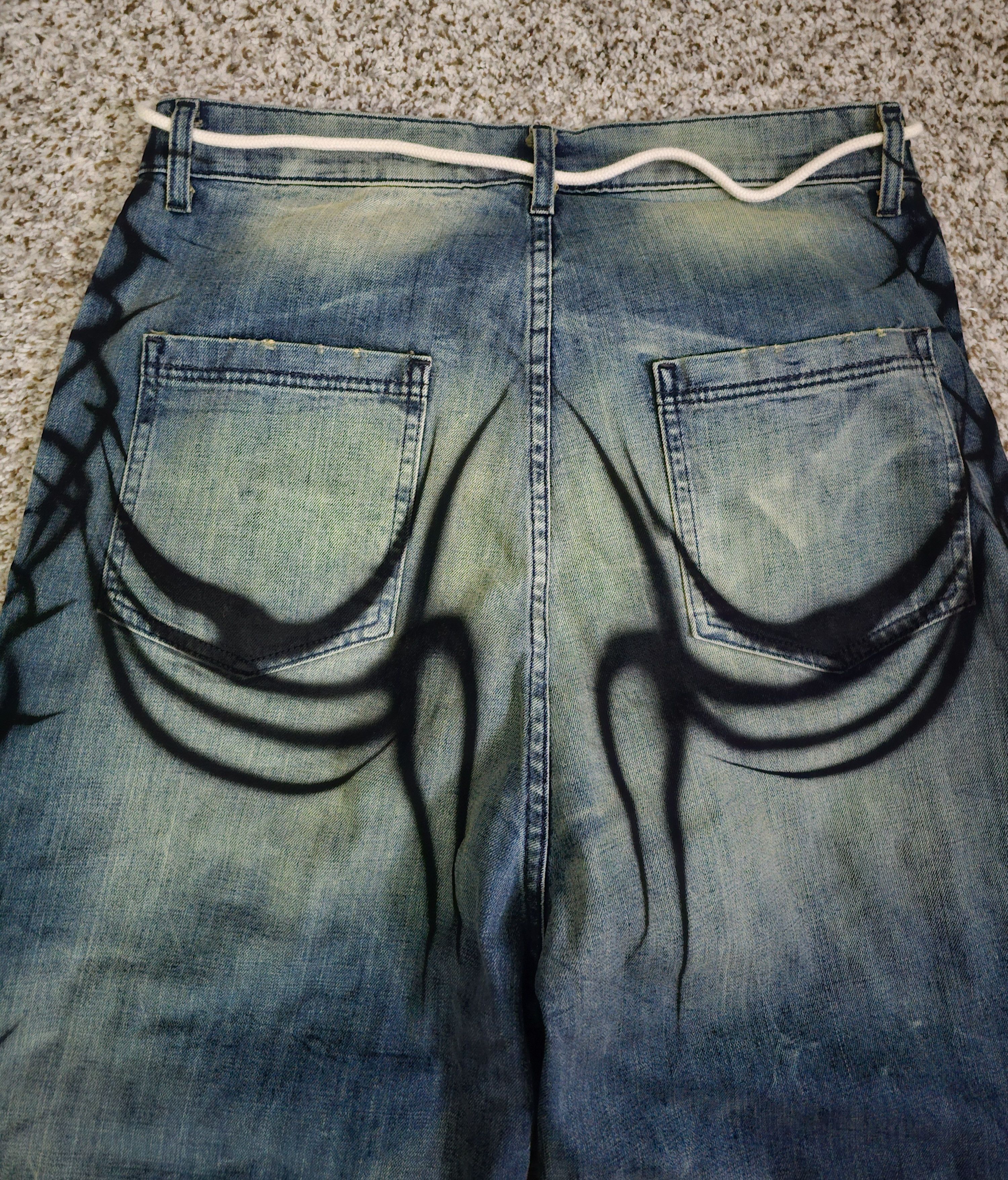 HELLSTAR Hellstar Raw Edge Air Brushed Jeans Size US 34 / EU 50 - 21 Thumbnail