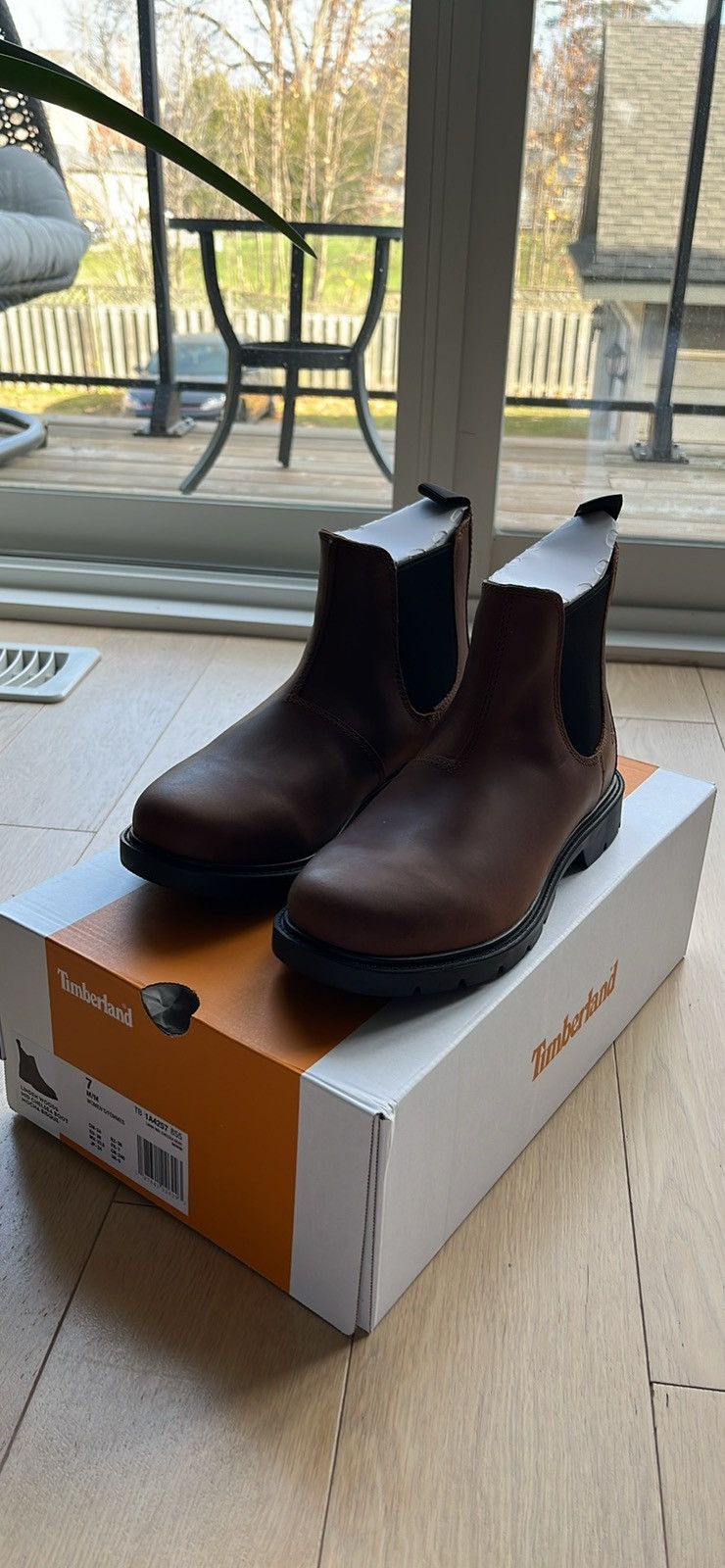 Timberland Women’s Timberland Chelsea Boots Size US 7 / IT 37 - 1 Thumbnail