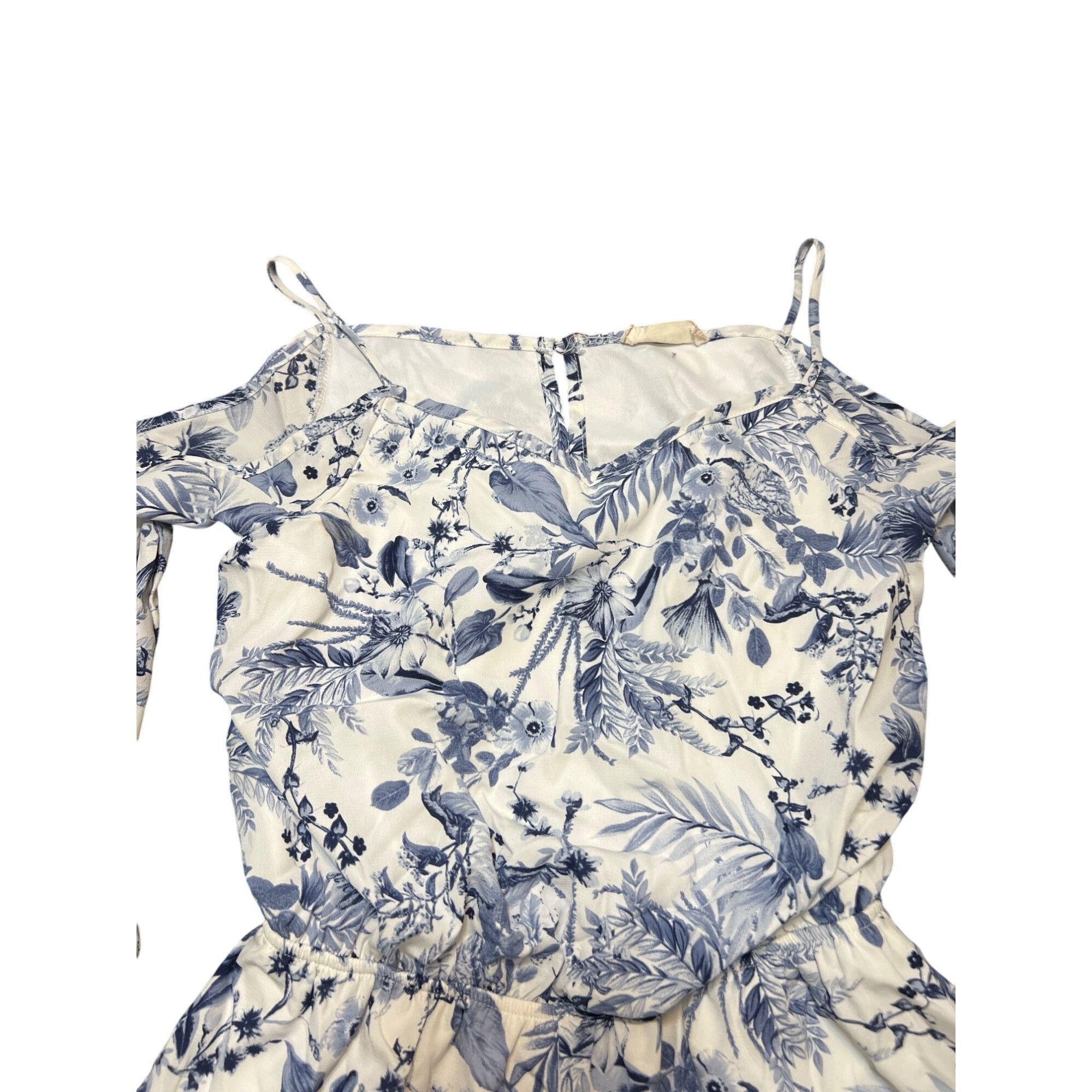 Other Altar'd State Romper Cold Shoulder Ruffle Leg Hem Blue White Size 26" / US 2 / IT 38 - 3 Thumbnail