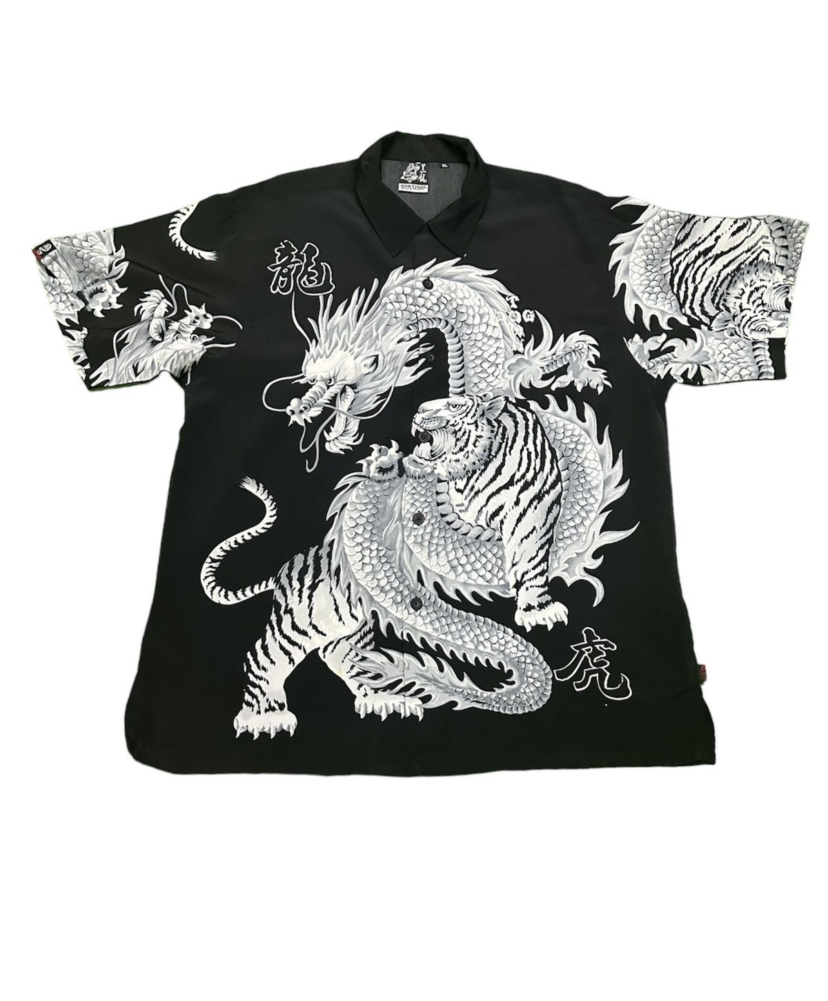 Dogtown Dogtown dragon vs tiger shirt Size US XL / EU 56 / 4 - 1 Thumbnail