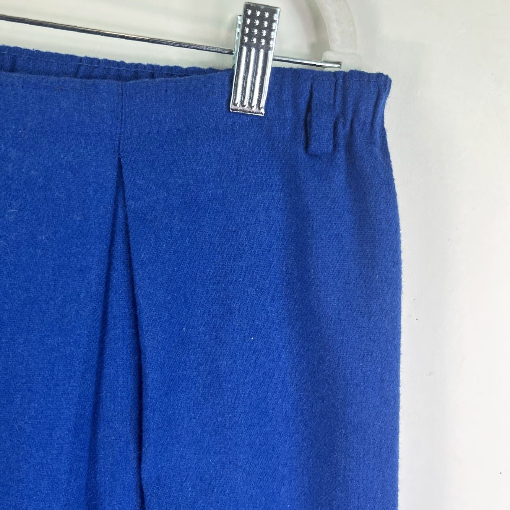 Vintage VINTAGE Valarie Wool Blend Pleated Straight Line Skirt Women's SZ 34 38" Blue Red Knee Length 80s Vintage Style Pencil/Skirt Women Menus? Size 25" / US 0 / IT 36 - 2 Thumbnail