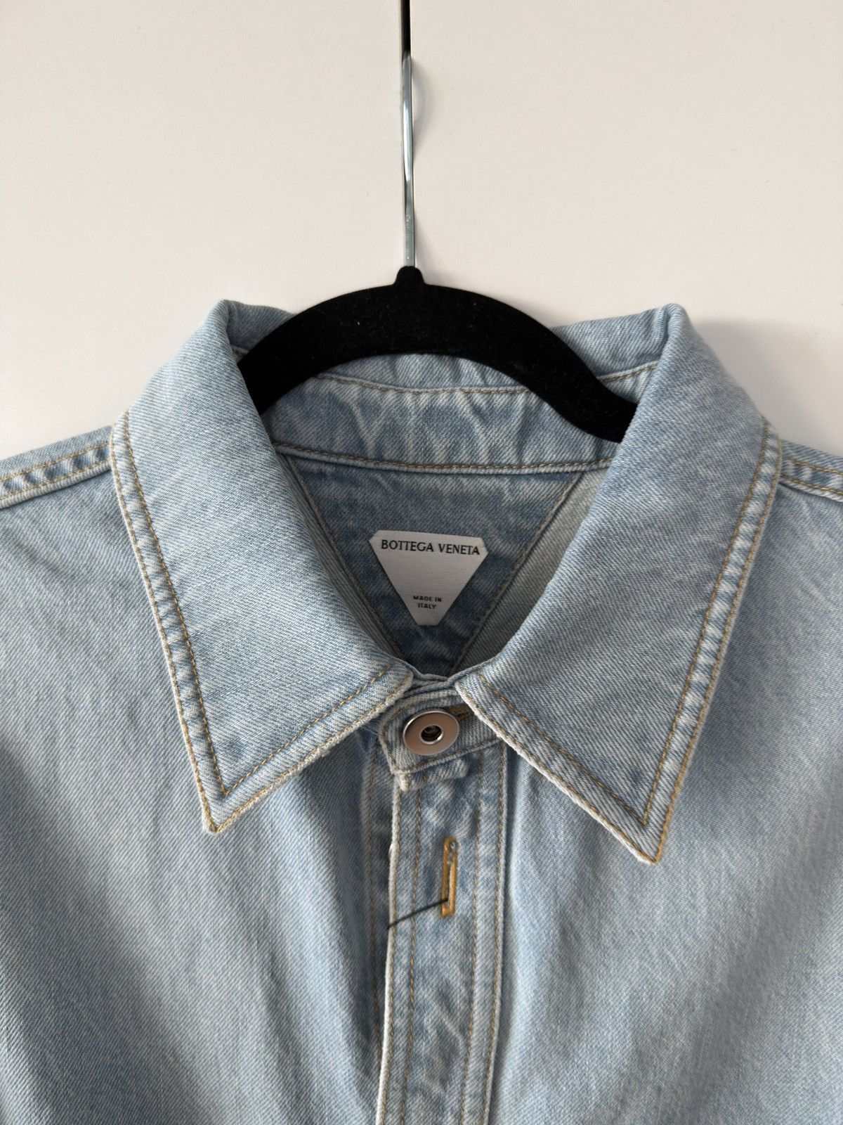 Bottega Veneta BNWT Light Bleach Denim Shirt 52 Size US XL / EU 56 / 4 - 5 Thumbnail