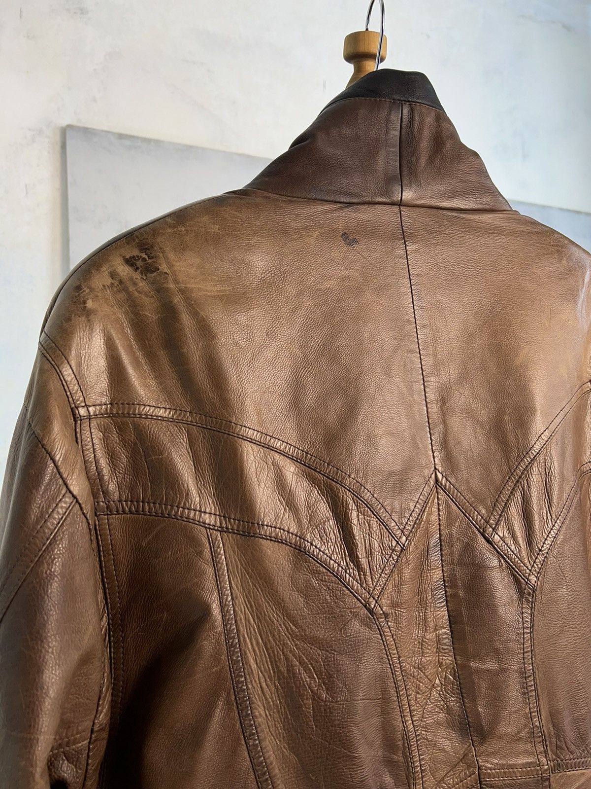 Vintage Vintage Leather Bomber Jacket Size M - L Size US L / EU 52-54 / 3 - 10 Thumbnail