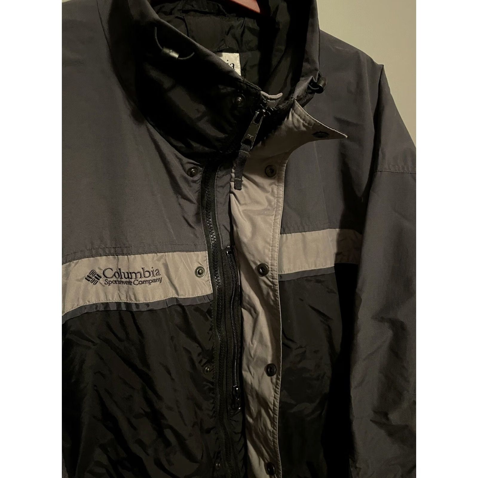 Vintage VINTAGE Columbia Interchange Bugaboo Jacket Black Grey Men's L Windbreaker Size US L / EU 52-54 / 3 - 4 Thumbnail