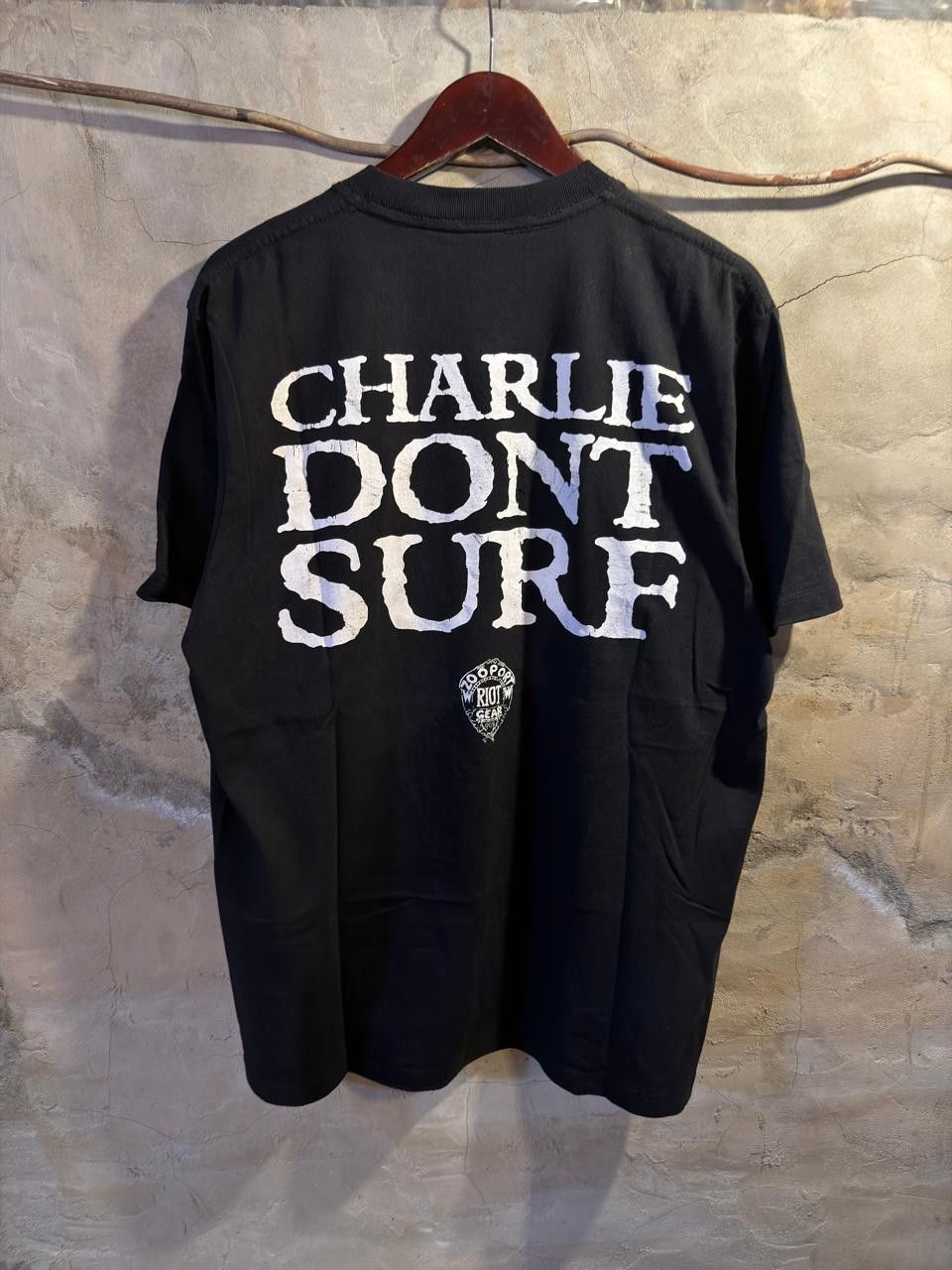 Band Tees 🔥RARE🔥 Vintage CHARLIE DONT SURF Tshirt Size US L / EU 52-54 / 3 - 5 Thumbnail