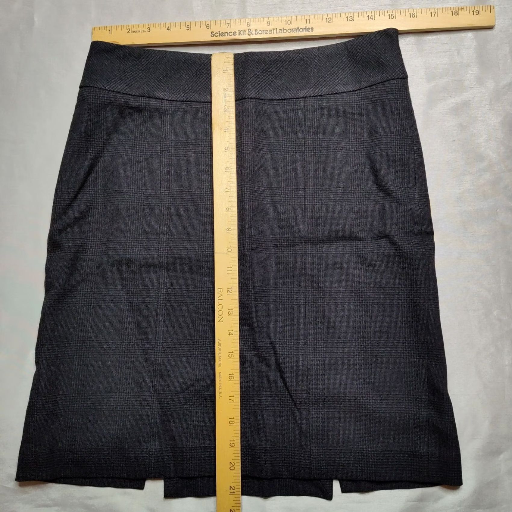 Loft LOFT Ann Taylor Womens Size 6 Charcoal Plaid Skirt 20" Lined Side Zip Knee Length Slit Back PETITE? Size 28" / US 6 / IT 42 - 3 Thumbnail
