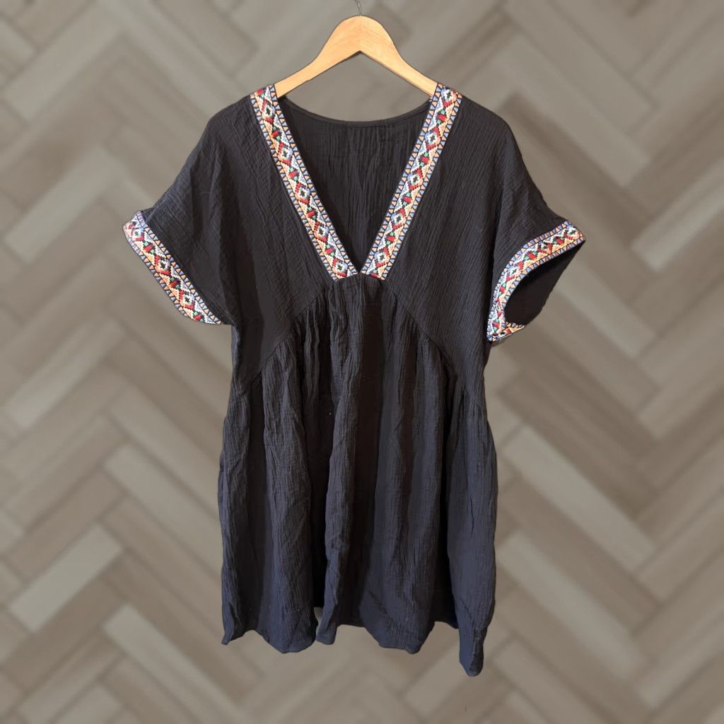Vintage Cupshe Womens Black Short Sleeve Cover Up XL T-Shirt Short Sleeve Size 40" / US 18 - 1 Thumbnail