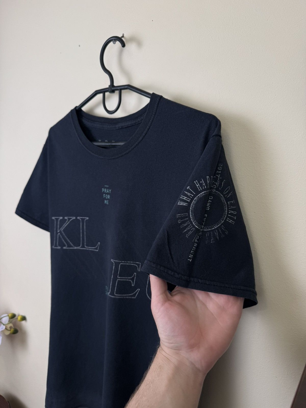 Band Tees Kendrick Lamar Damn Nobody Pray For Me Tour 2017 T Shirt Tee Size US M / EU 48-50 / 2 - 8 Thumbnail