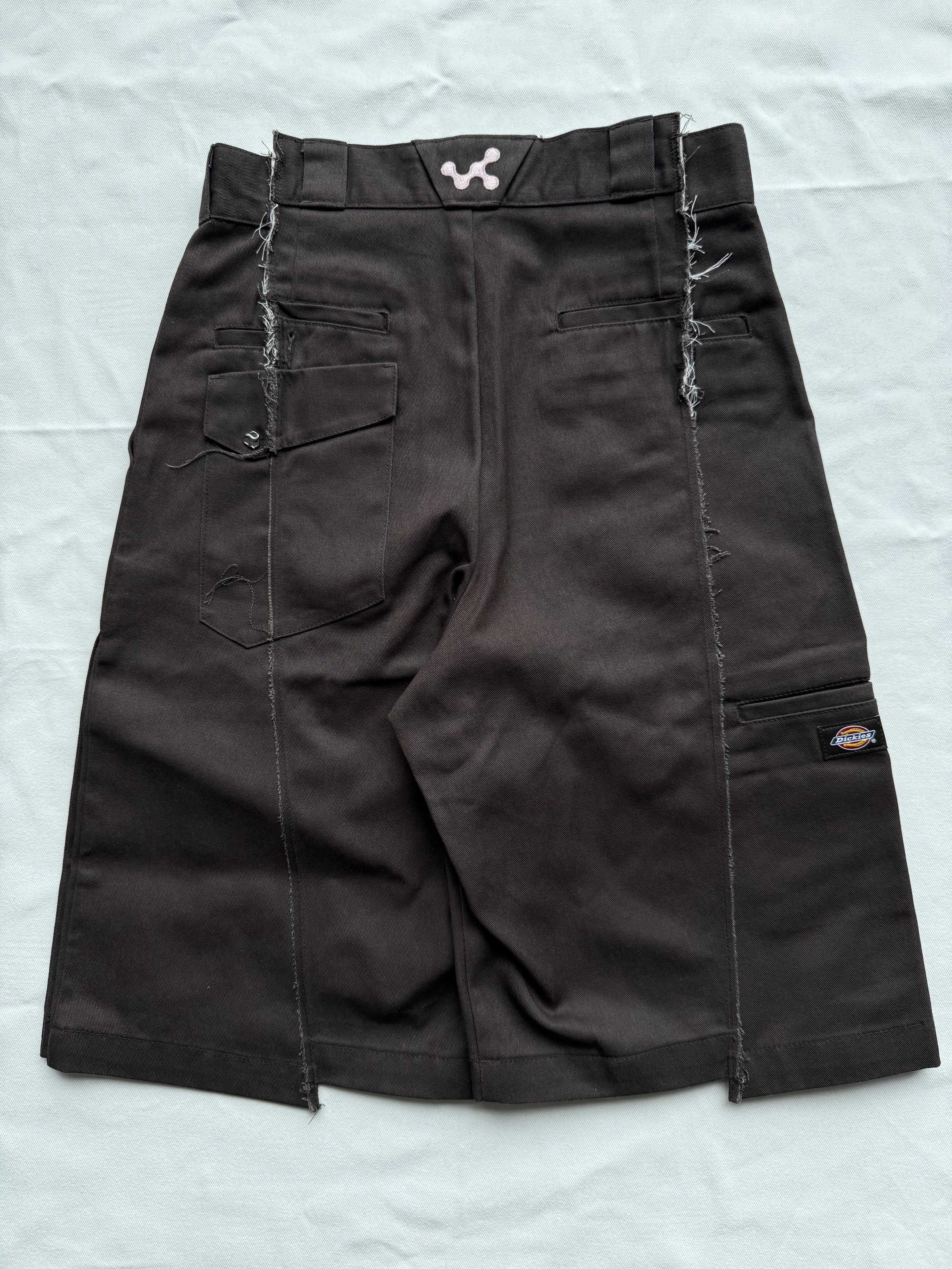 CMMAWEAR × Vuja De Vujade Cmmawear Reworked Dickies Shorts Size US 30 / EU 46 - 2 Thumbnail