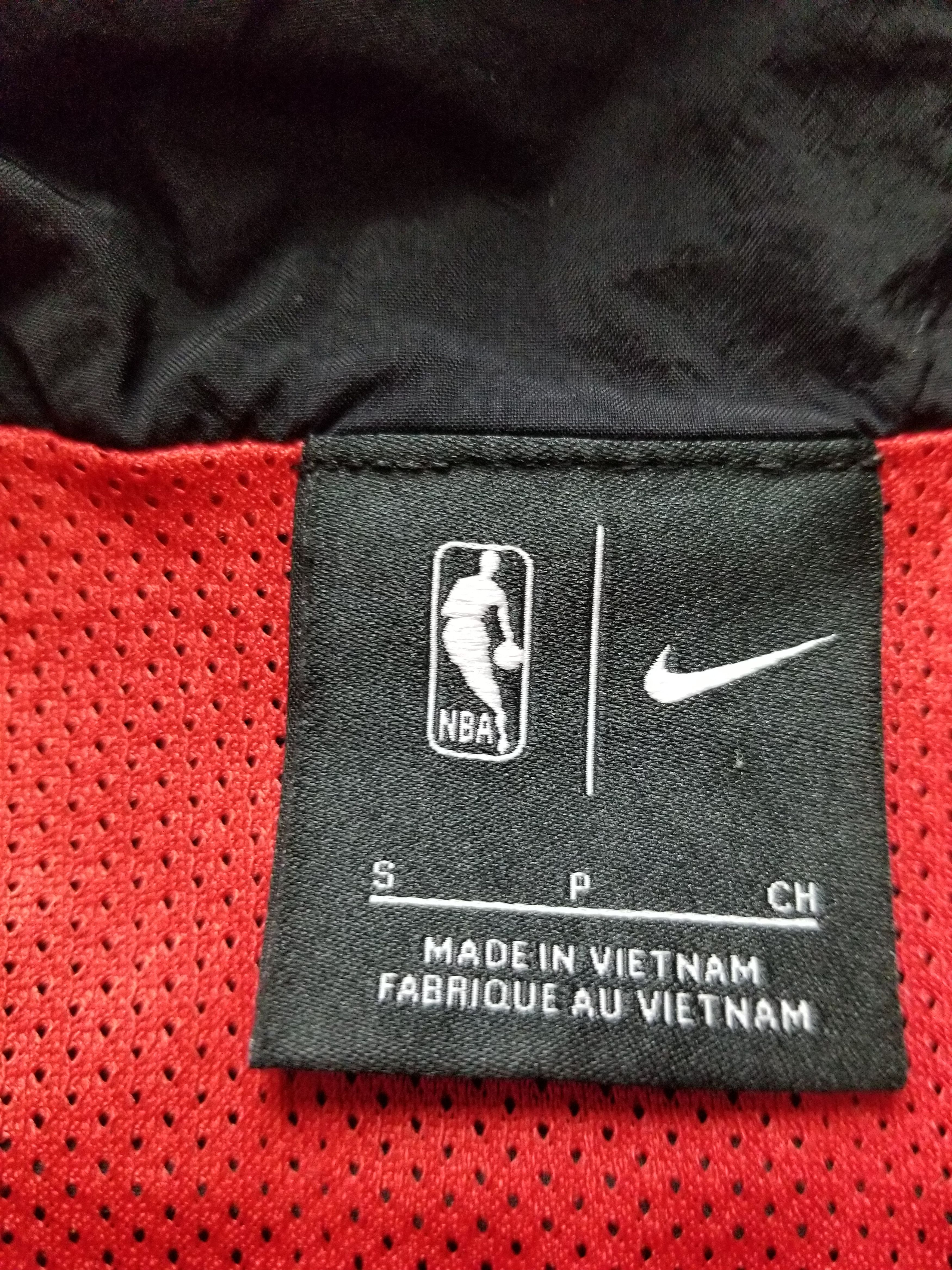 Nike NIKE NBA CHICAGO BULLS WOMEN'S TRACKJACKET ANORAK 1/2 ZIP Size S / US 4 / IT 40 - 15 Thumbnail