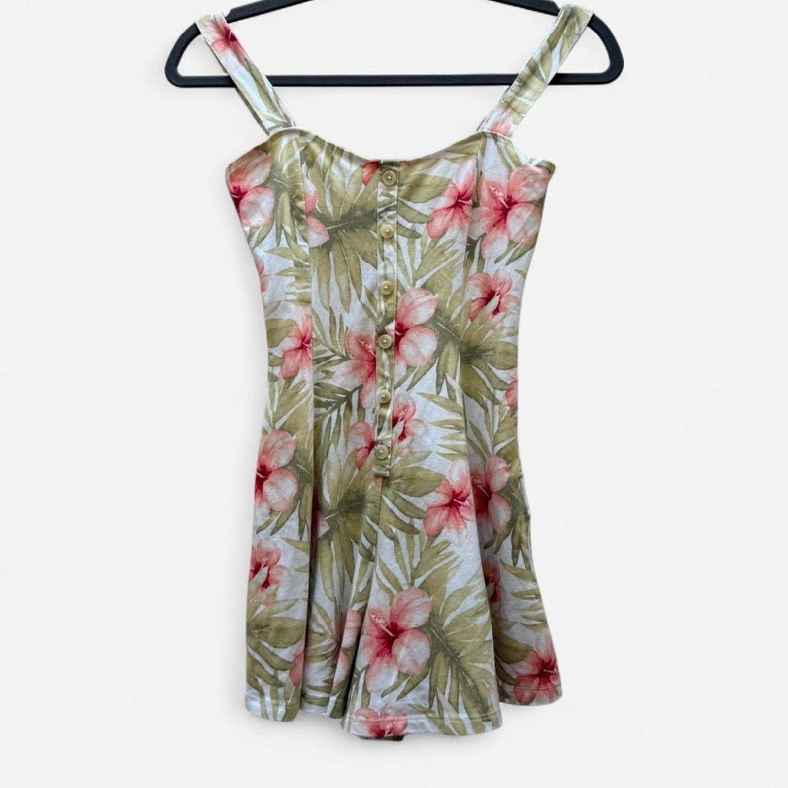 Forever 21 Forever 21 Hibiscus Floral Print Romper Size Small Size 26" / US 2 / IT 38 - 1 Thumbnail