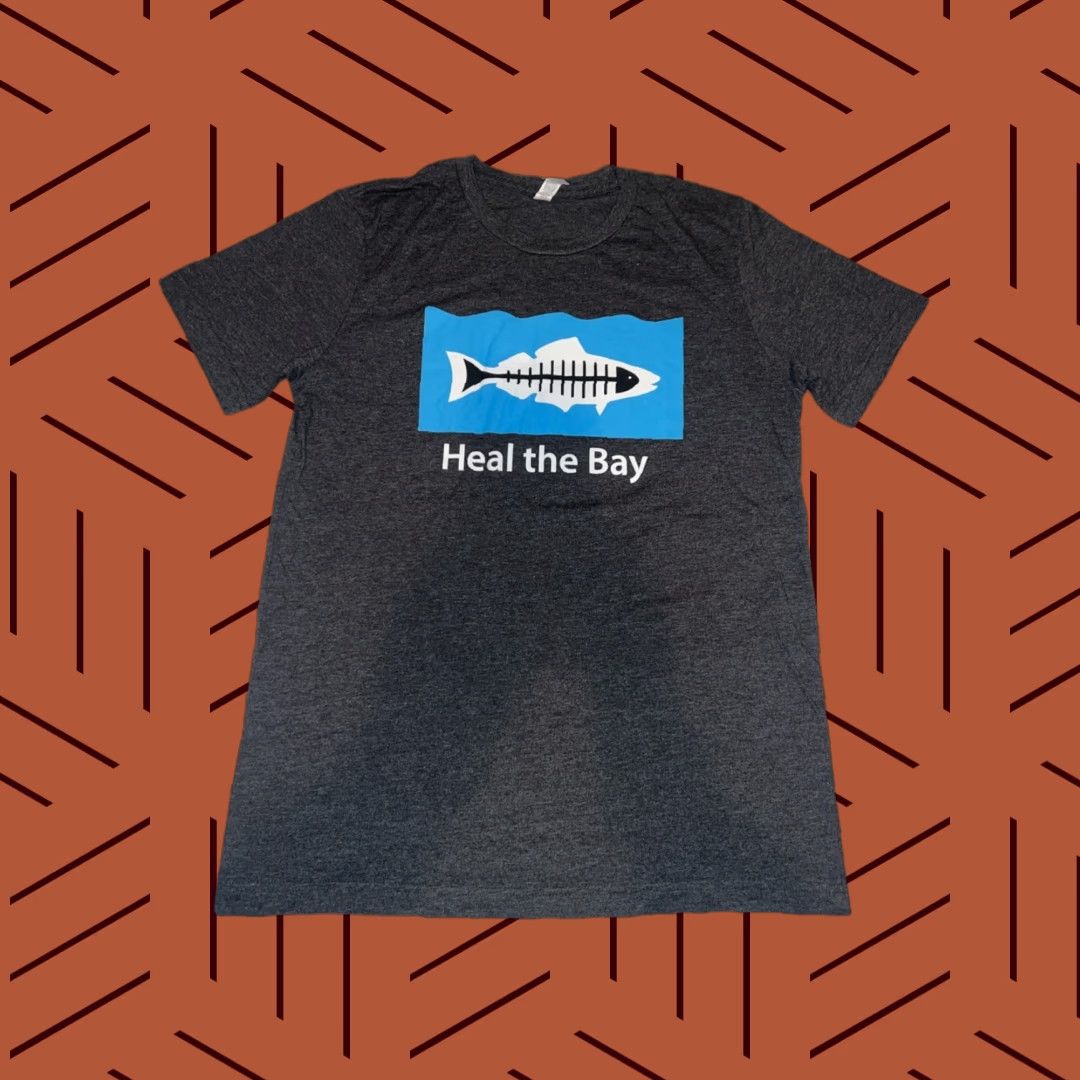 Logo 7 VINTAGE Santa Monica ‘Heal the Bay’ Radioactive Fish Shirt Adult M Gray Cotton Canvas Tee Shirt Surfer Beach Marine Print Mens Size US M / EU 48-50 / 2 - 1 Thumbnail