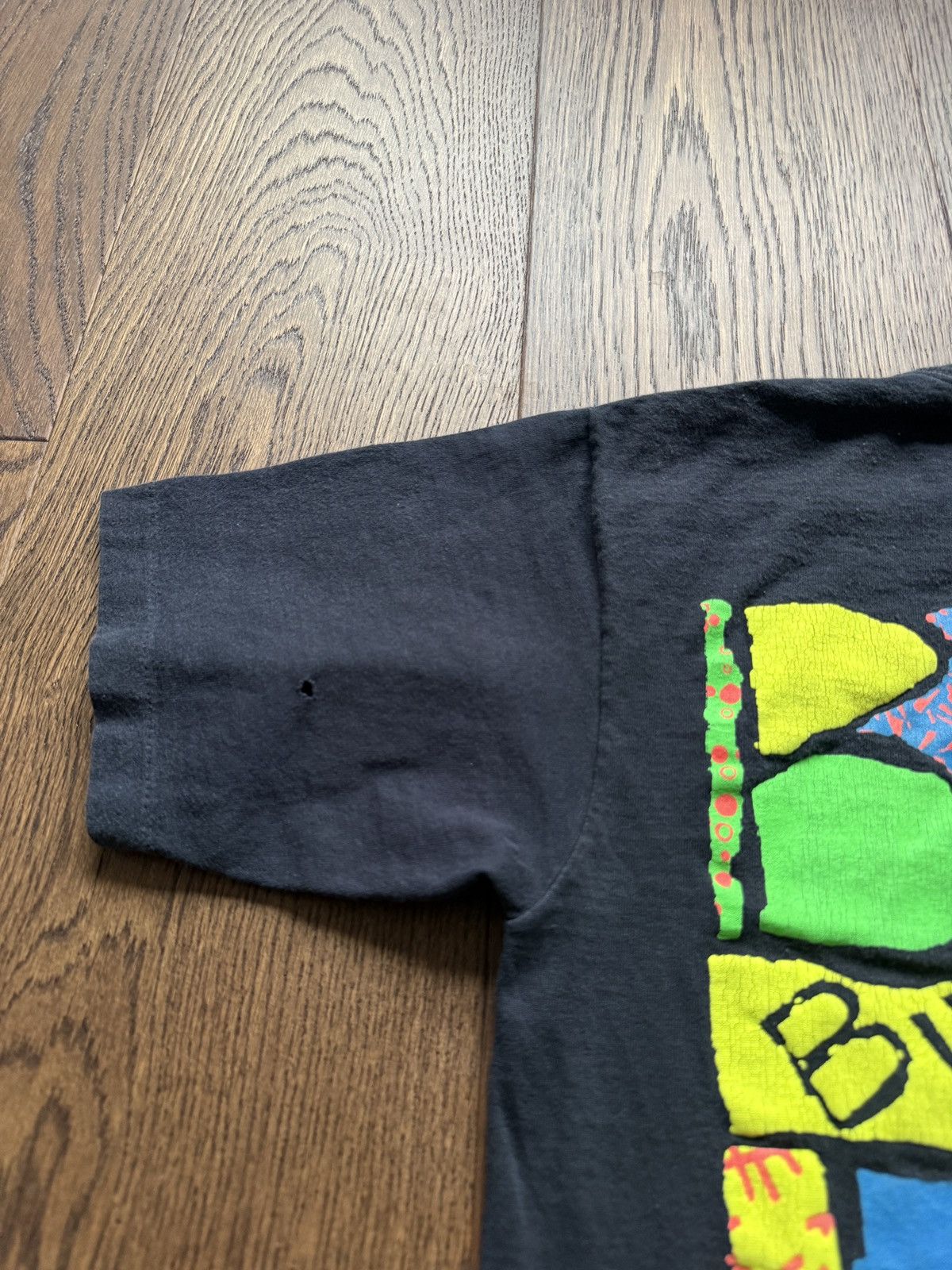 Vintage Vintage 90s Bugle Boy Surfwear Puff Print Graphic Tee Size US S / EU 44-46 / 1 - 8 Thumbnail