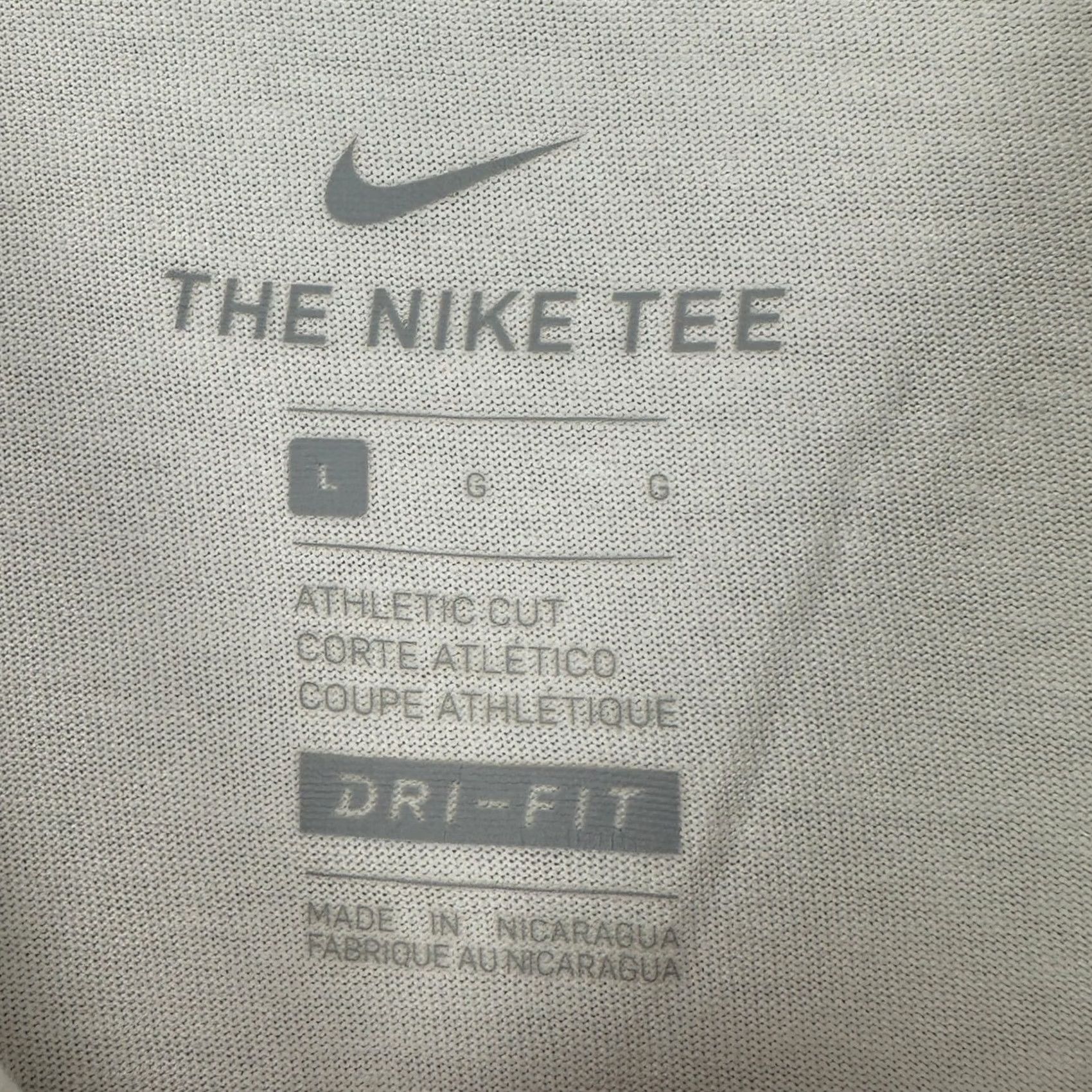 Nike Nike Tee Mens T-Shirt Large Dri-Fit White Baseball Camps Crew Neck Tee NEW Size US L / EU 52-54 / 3 - 4 Thumbnail