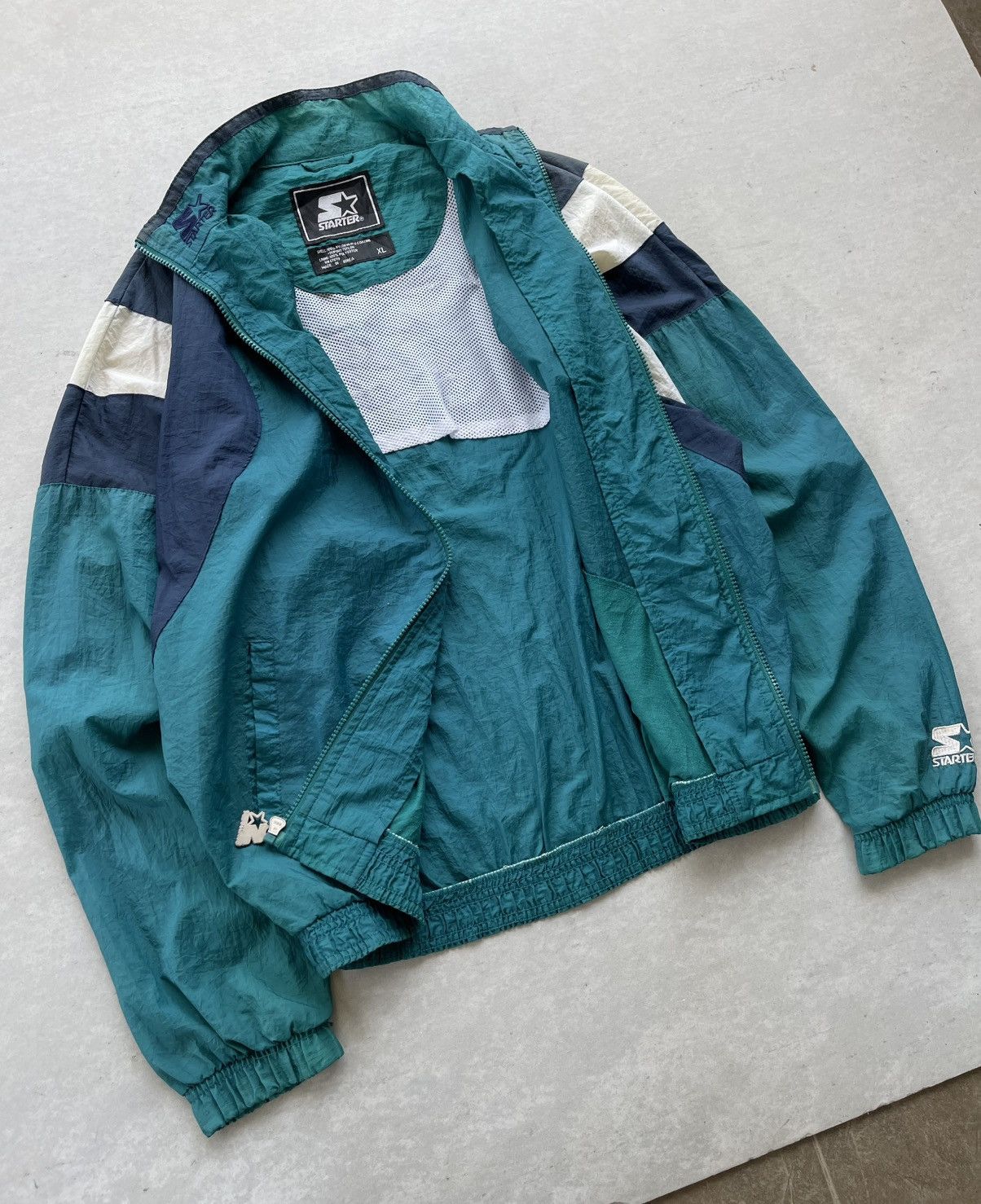 Starter VINTAGE 1990'S STARTER MEN'S NYLON SPORTS JACKET Size US XL / EU 56 / 4 - 9 Thumbnail