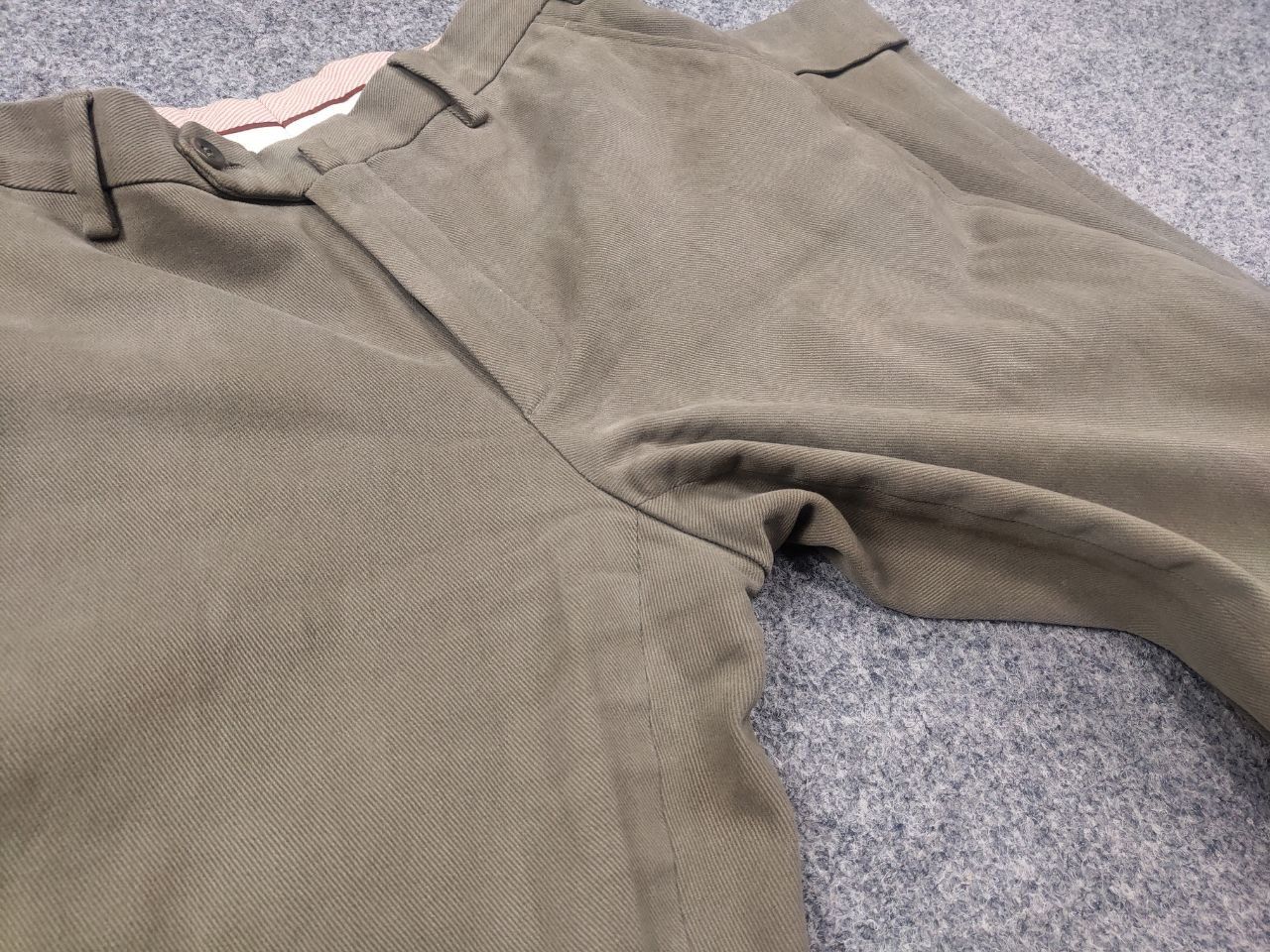 Loro Piana Loro Piana Italy design comfort trousers khaki chinos pants Size US 31 - 12 Thumbnail