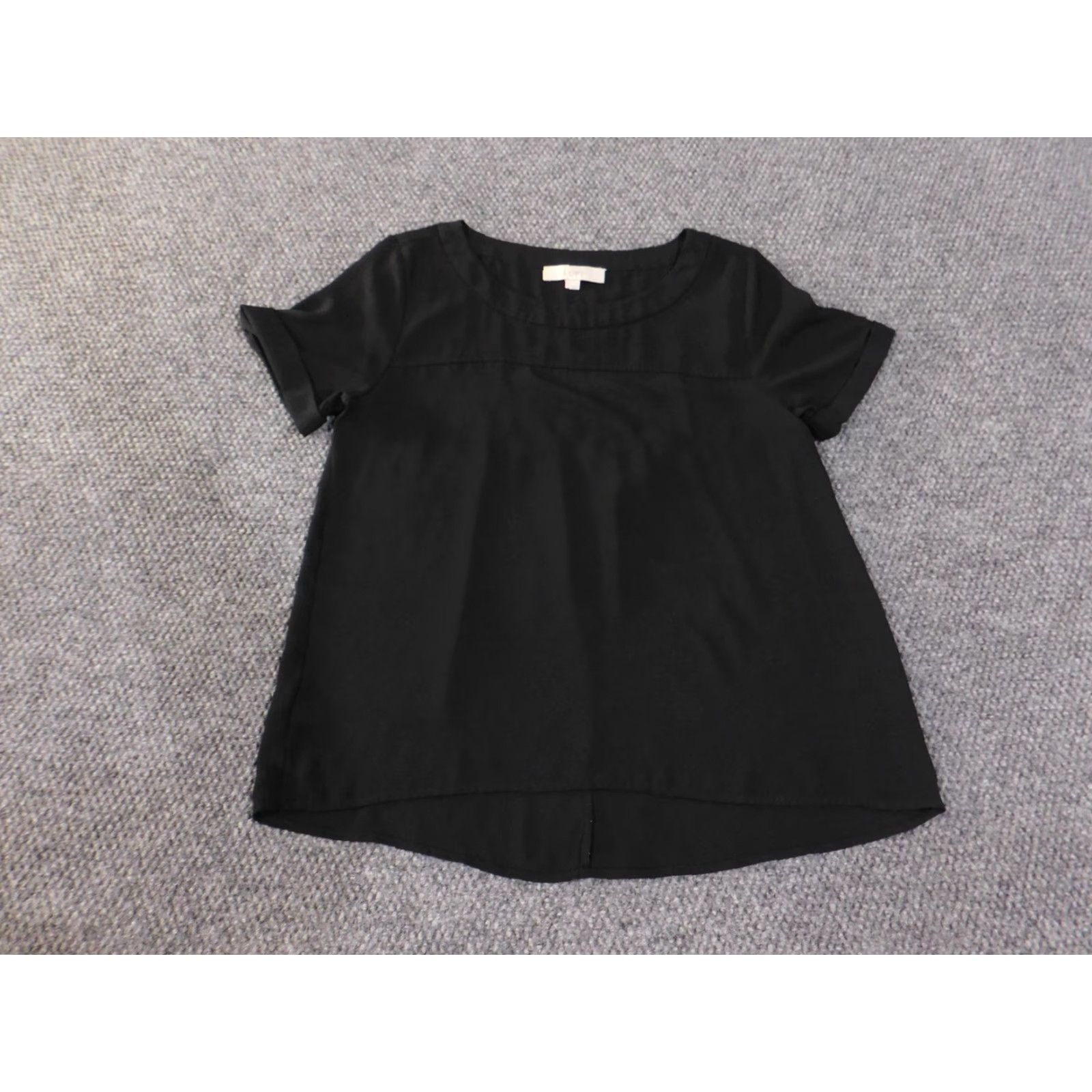 Loft Ann Taylor LOFT Shirt Womens Small Black Short Sleeve High Low Hem Cuffed Blouse Size S / US 4 / IT 40 - 2 Thumbnail