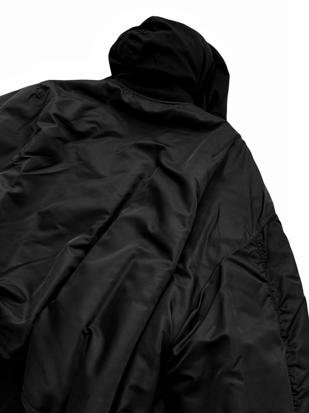 Balenciaga 2024 Incognito Silk Padded Bomber Shirt Hoodie Size US S / EU 44-46 / 1 - 15 Thumbnail