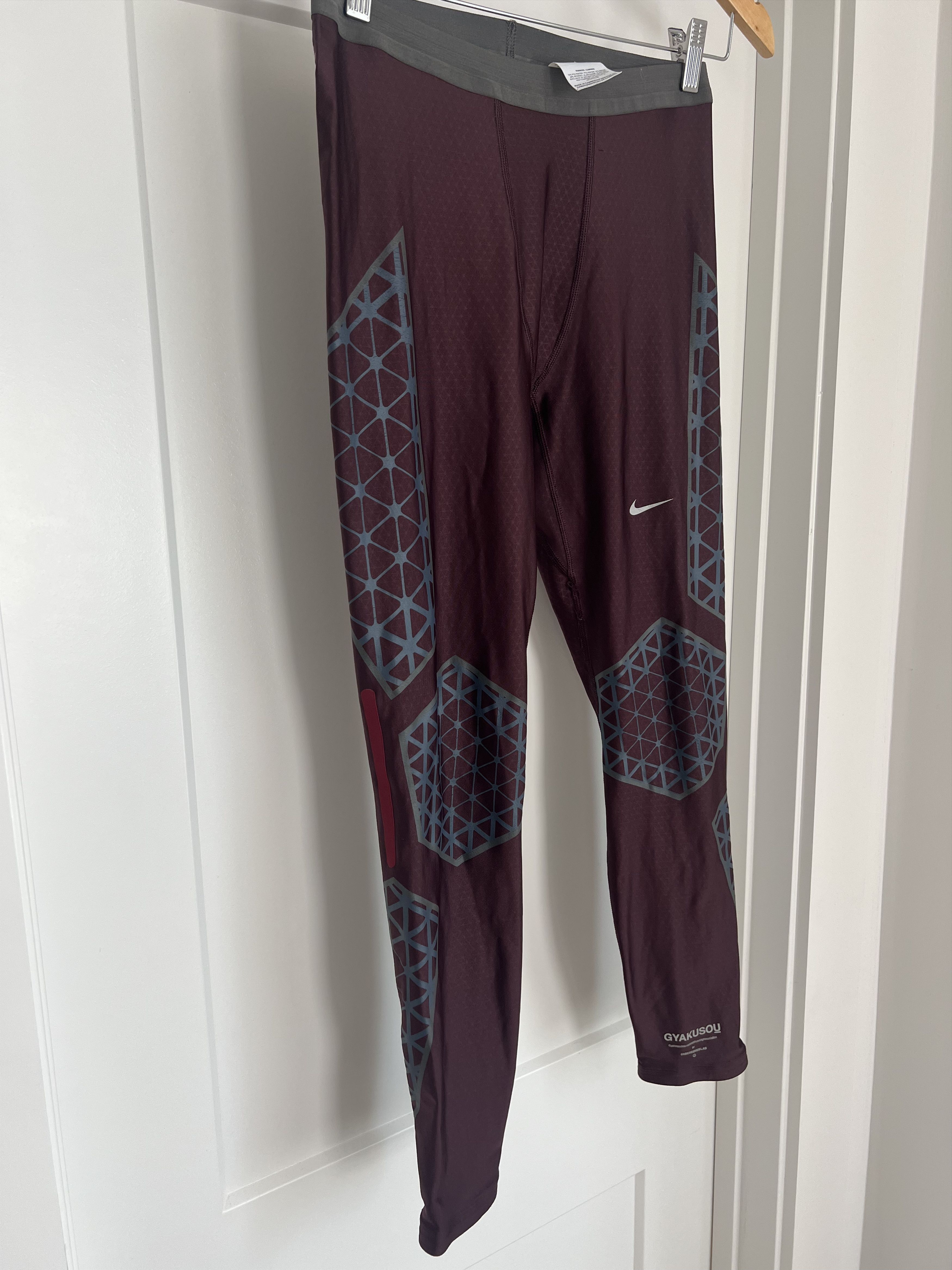 Gyakusou Running Tights Size US 30 / EU 46 - 1 Thumbnail