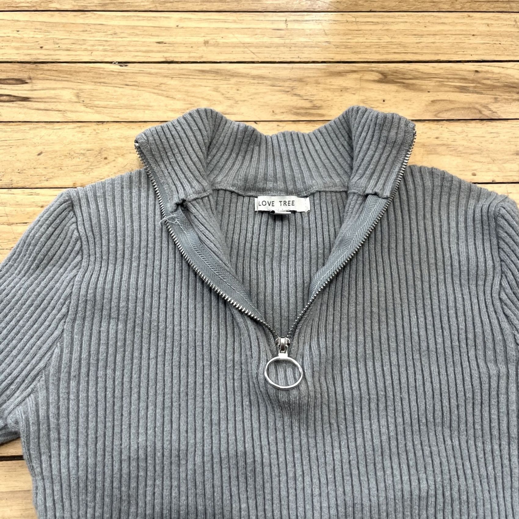 Vintage Love Tree Crop Knit Top Women S Mock Neck Long Sleeve Ribbed Gray 1/4 Zip Shirt Pullover S Gray Womens Size S / US 4 / IT 40 - 4 Thumbnail