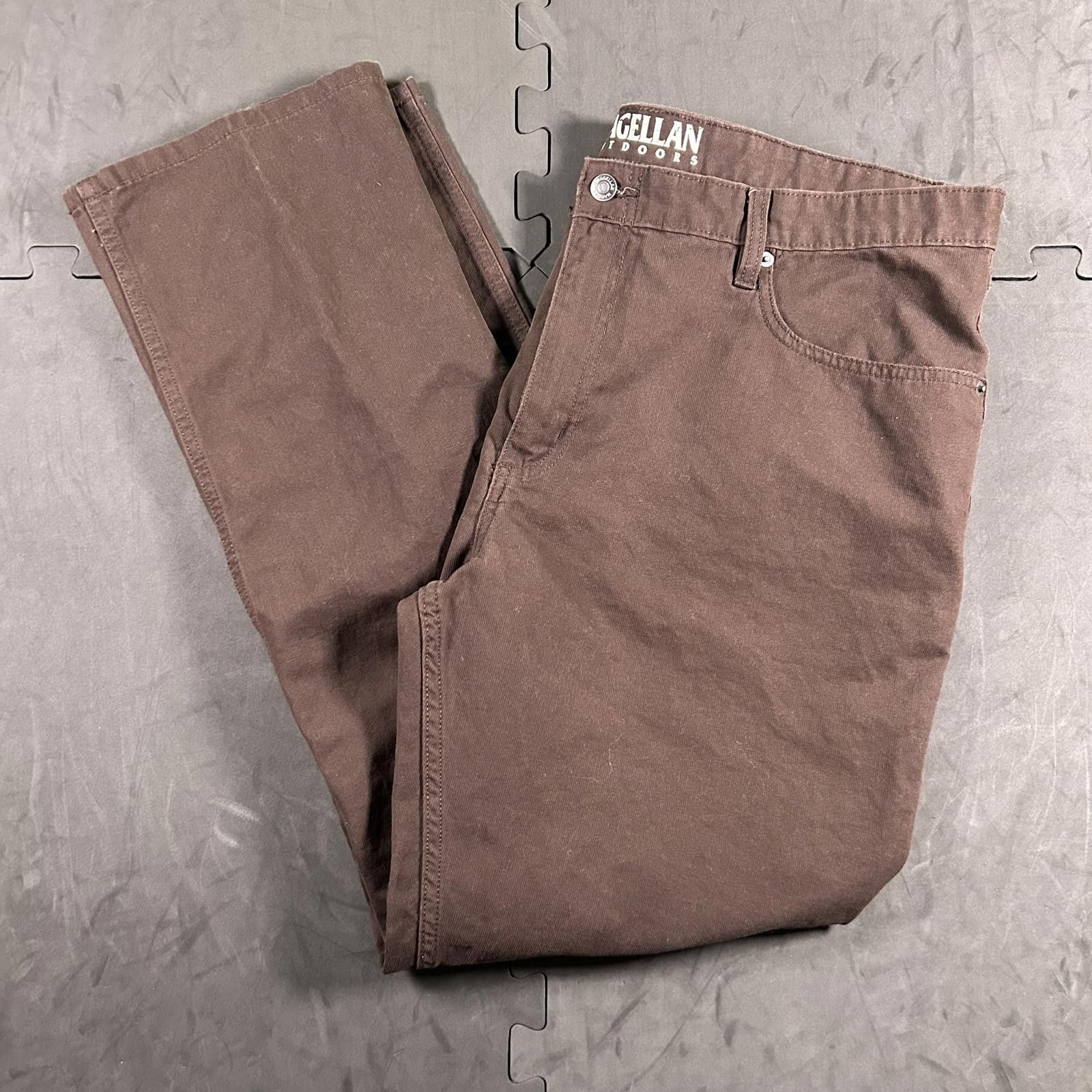 Other Plus size women’s Brown jeans 40w (40x31) Size 40" / US 18 - 1 Thumbnail