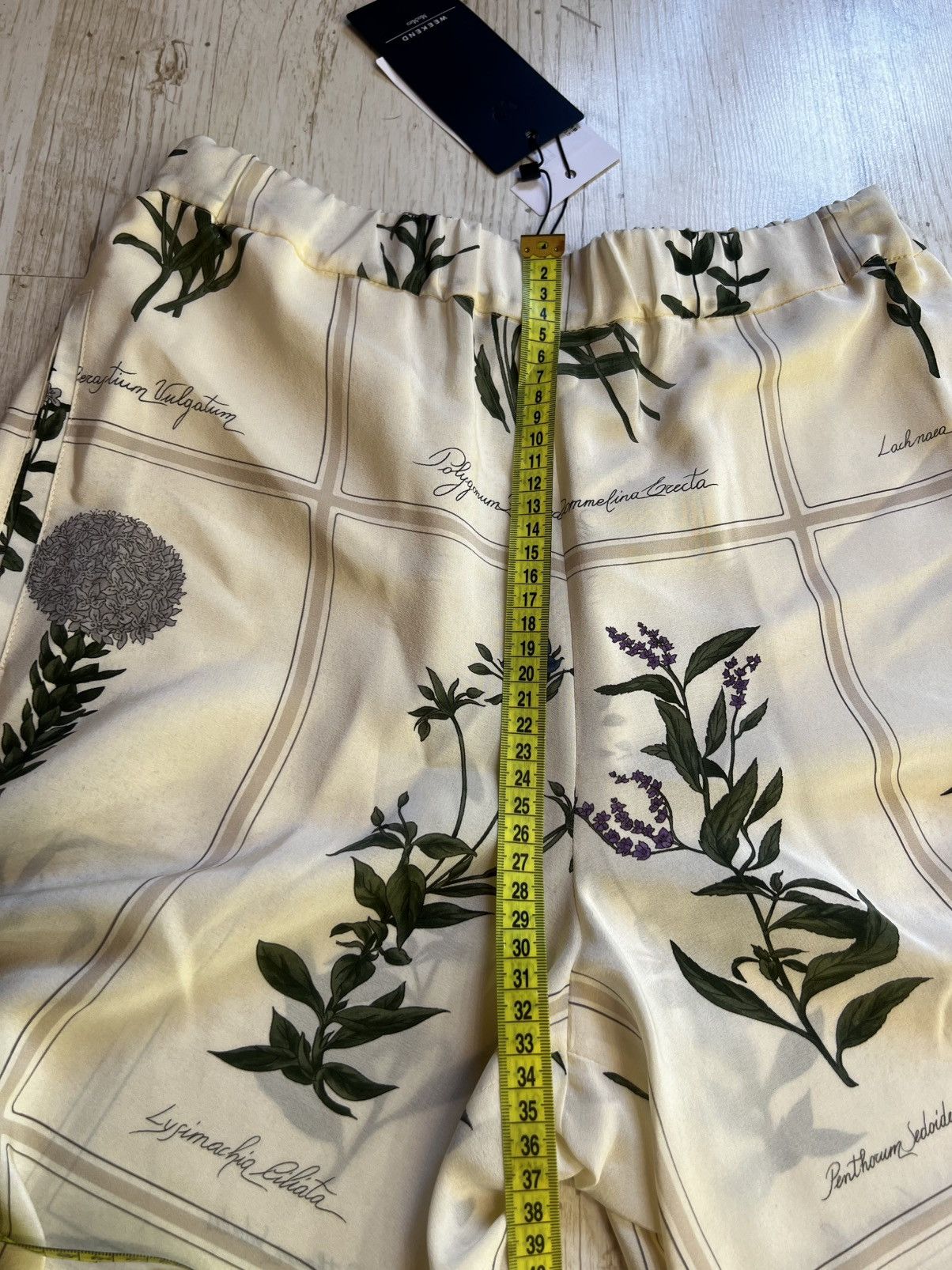 Weekend Max Mara Weekend Max Mara Lory Floral Silk Wide-Leg Trousers Size 27" / US 4 / IT 40 - 17 Thumbnail