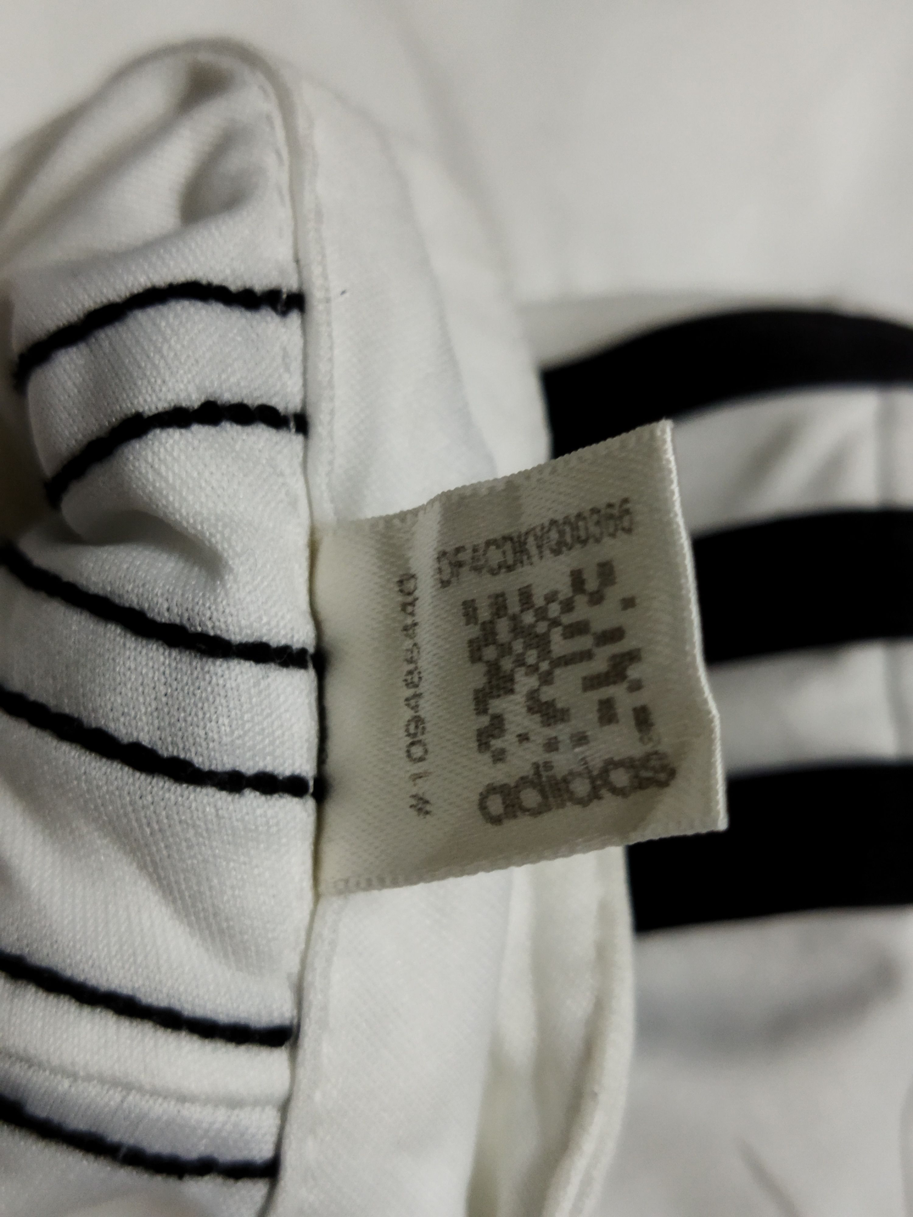 Adidas 2014 Real Madrid Jersey Size US M / EU 48-50 / 2 - 6 Thumbnail