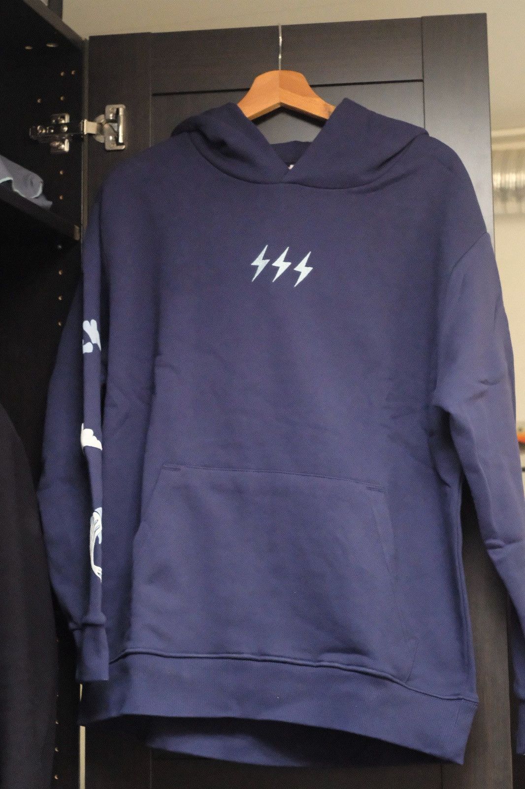 Other Seek Discomfort Ocean Hoodie sz S NWT Size US S / EU 44-46 / 1 - 3 Thumbnail