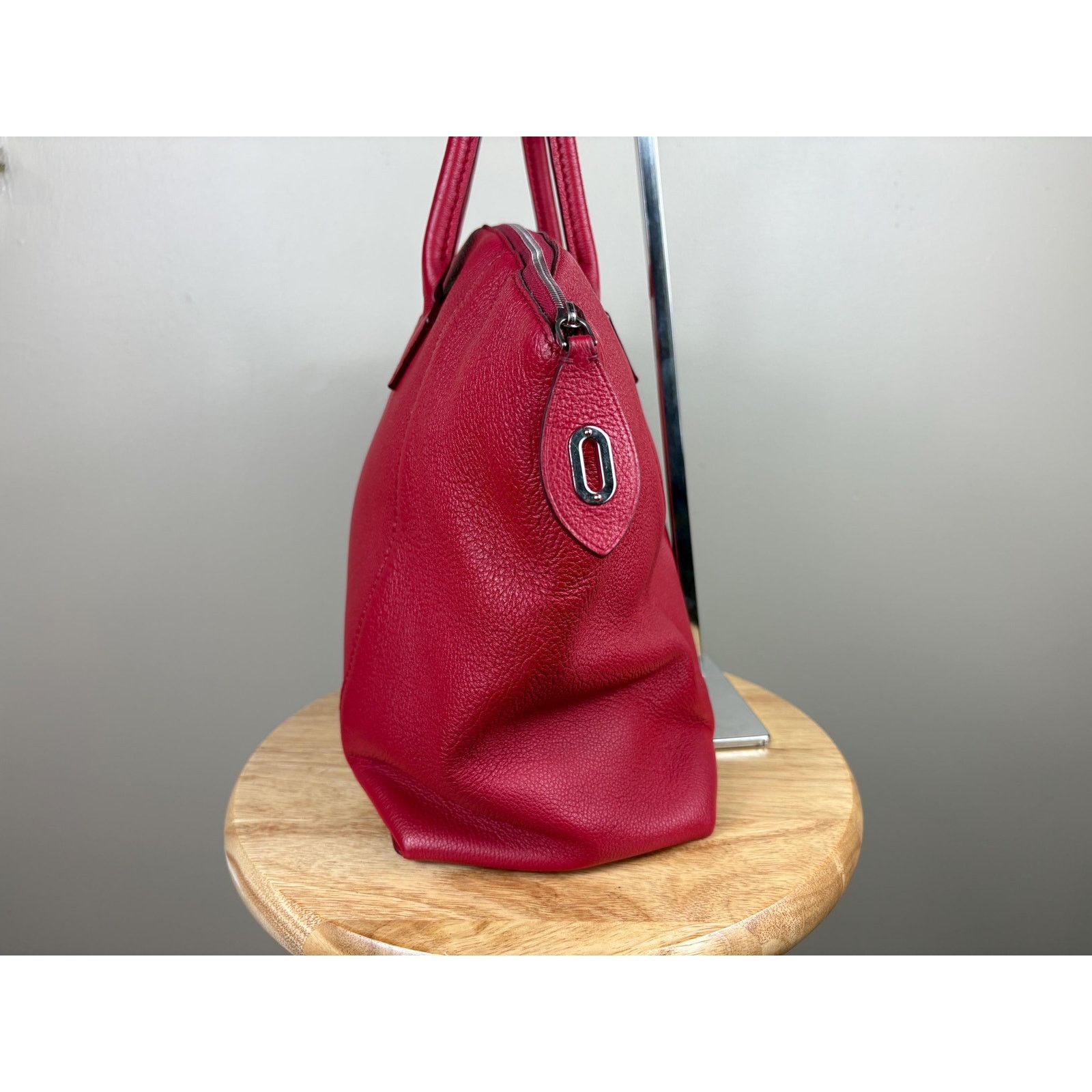 Louis Vuitton Authentic Louis Vuitton Taurillon Parnassea MM Leather Bag Size ONE SIZE - 3 Thumbnail