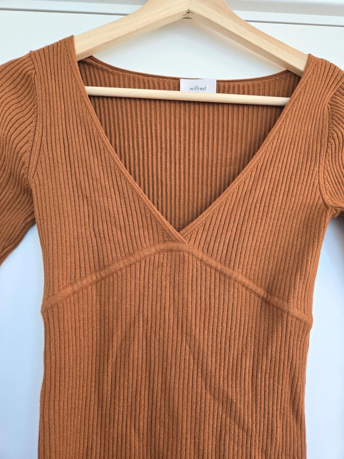 Aritzia Arirzia Wilfred Bodycon Ribbed Midi Dress in Burnt Orange Size S / US 4 / IT 40 - 2 Thumbnail